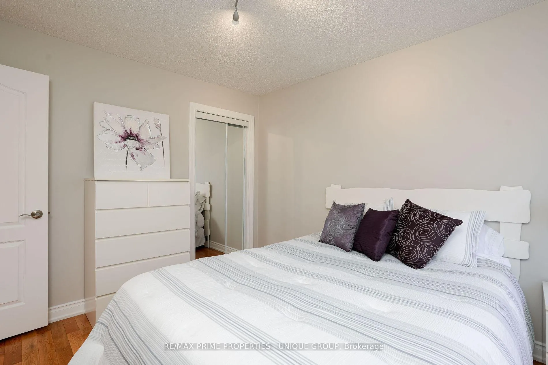 Photo 30 of 81 Deib Crescent, Markham, Milliken Mills East — HOMEH