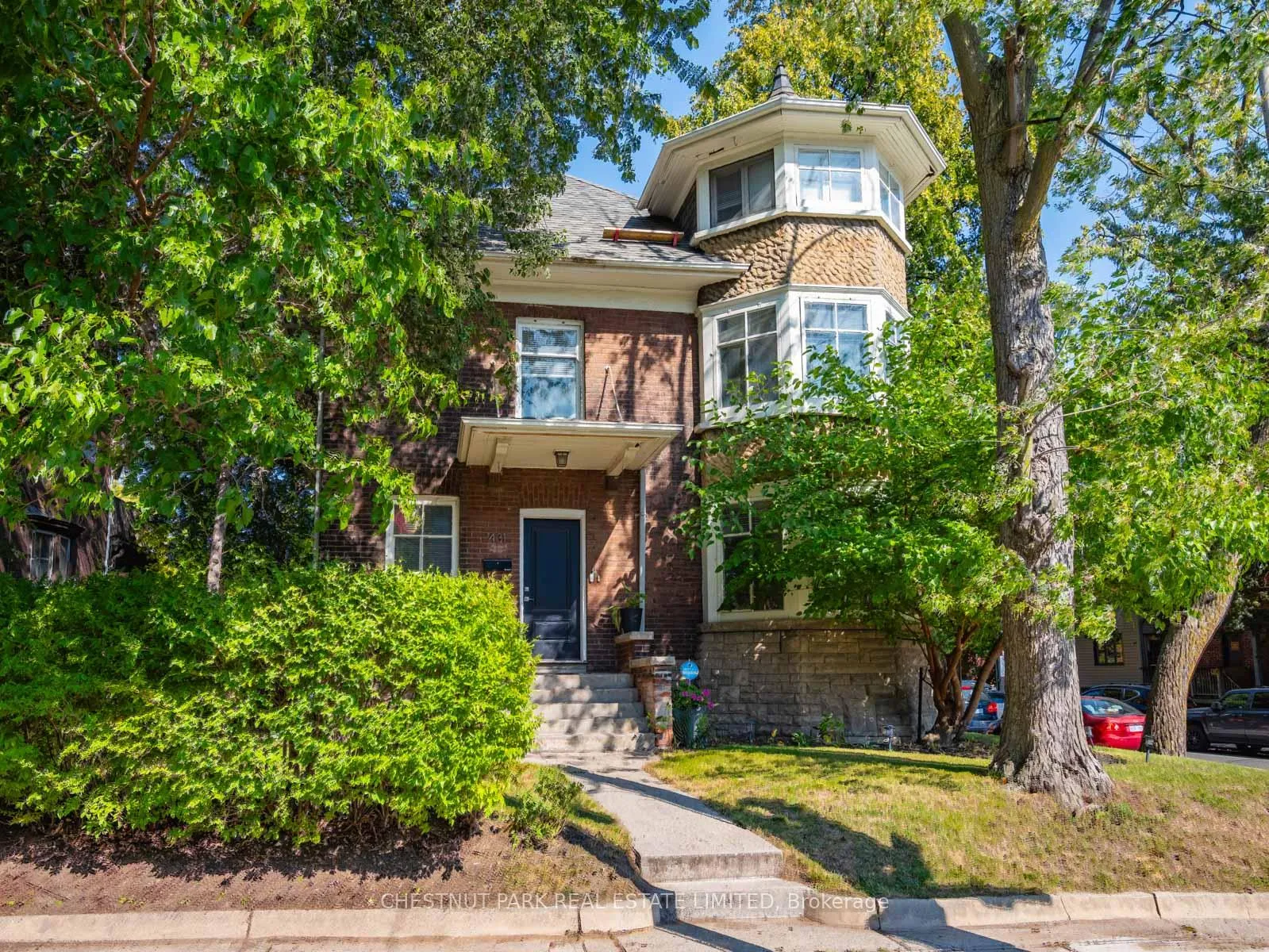 Photo 2 of 431 Broadview Avenue, Toronto, North Riverdale — HOMEH
