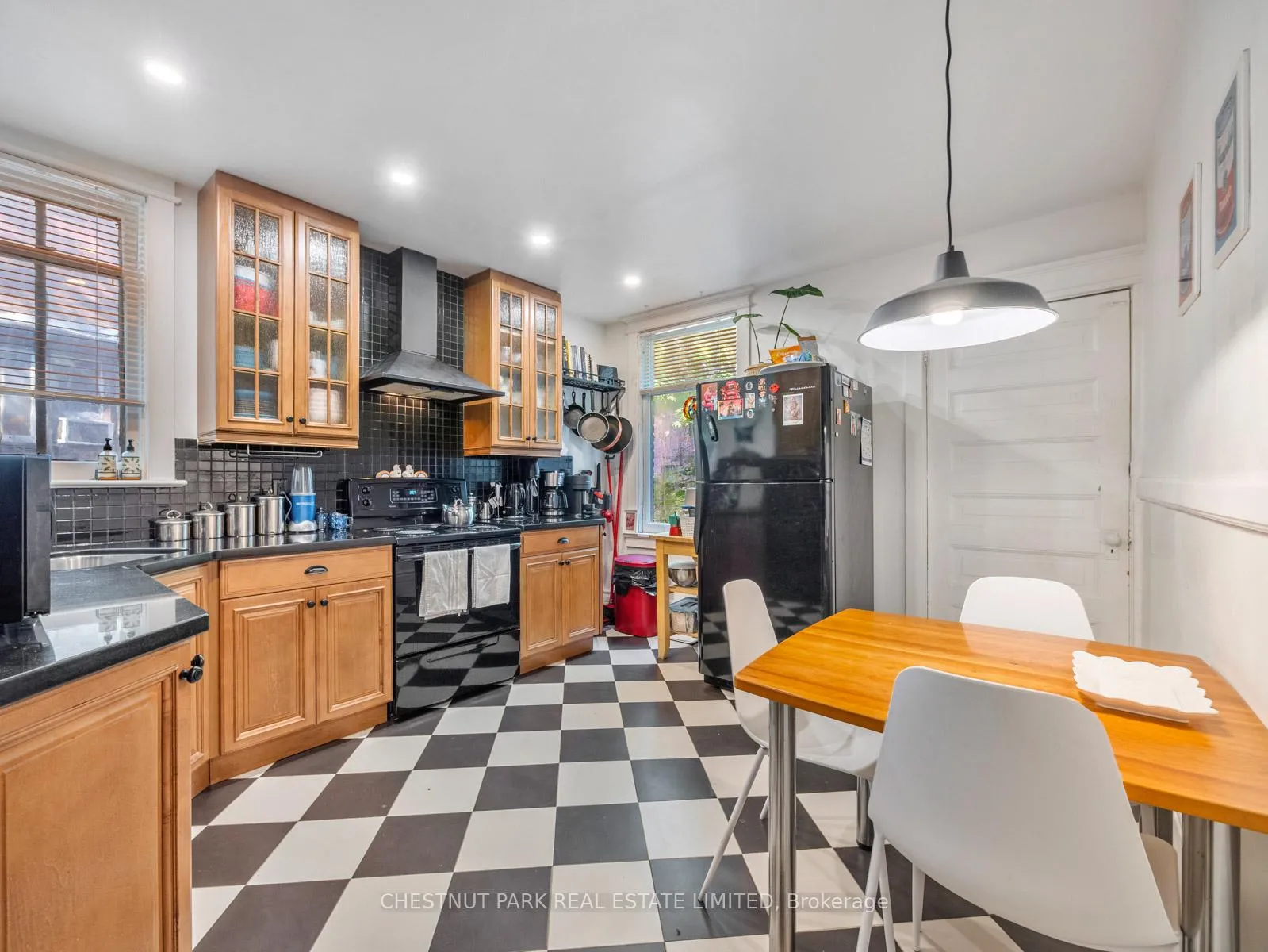 Photo 10 of 431 Broadview Avenue, Toronto, North Riverdale — HOMEH