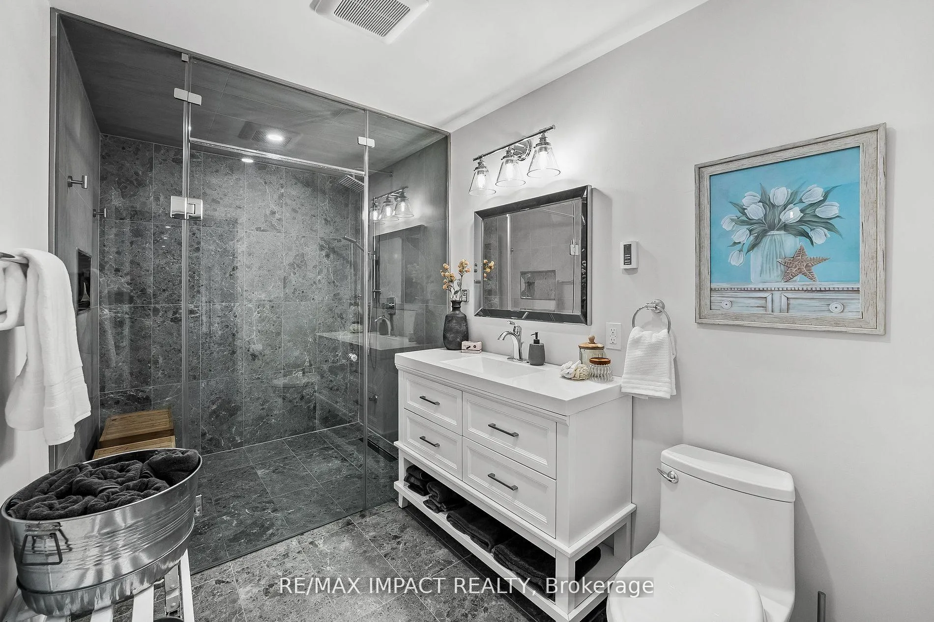 Photo 27 of 2132 Newtonville Road, Clarington, Rural Clarington — HOMEH