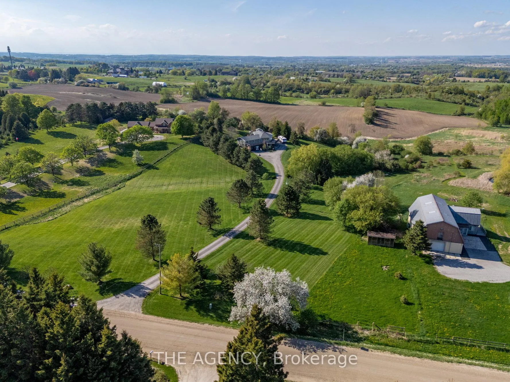 Photo 31 of 5800 17th Sideroad, King, Schomberg — HOMEH