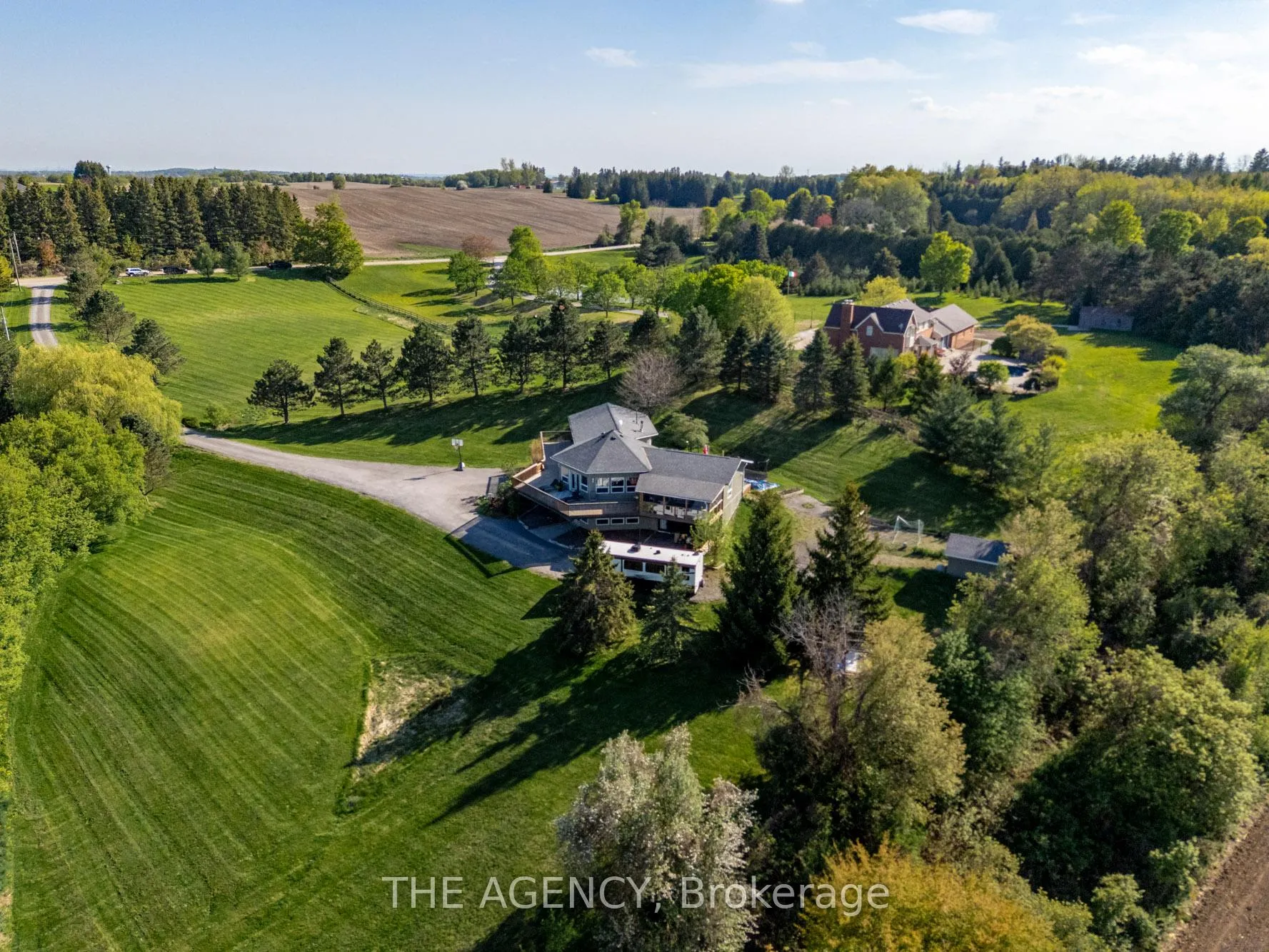 Photo 32 of 5800 17th Sideroad, King, Schomberg — HOMEH