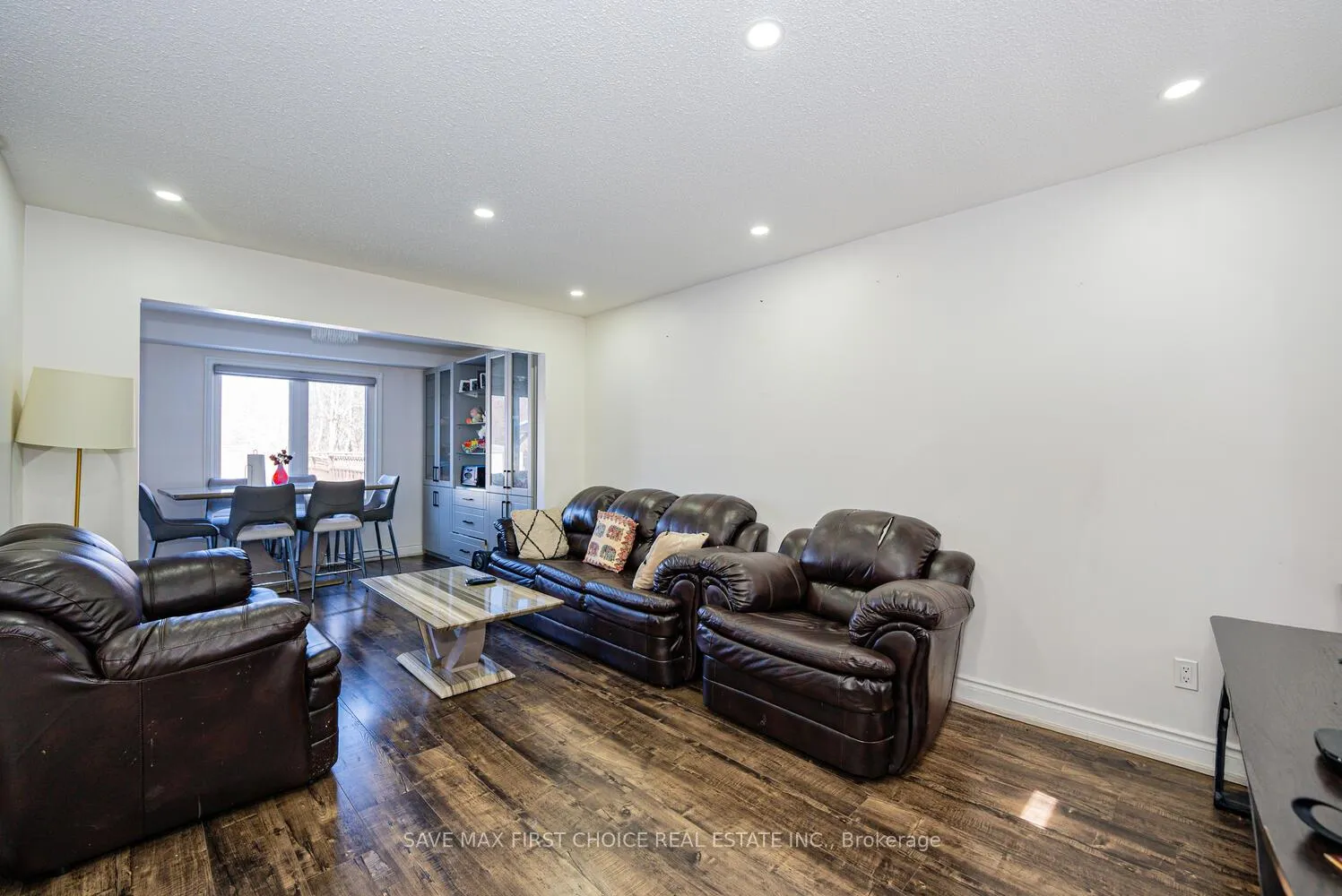 Photo 13 of 50 Niagara Place, Brampton, Westgate — HOMEH