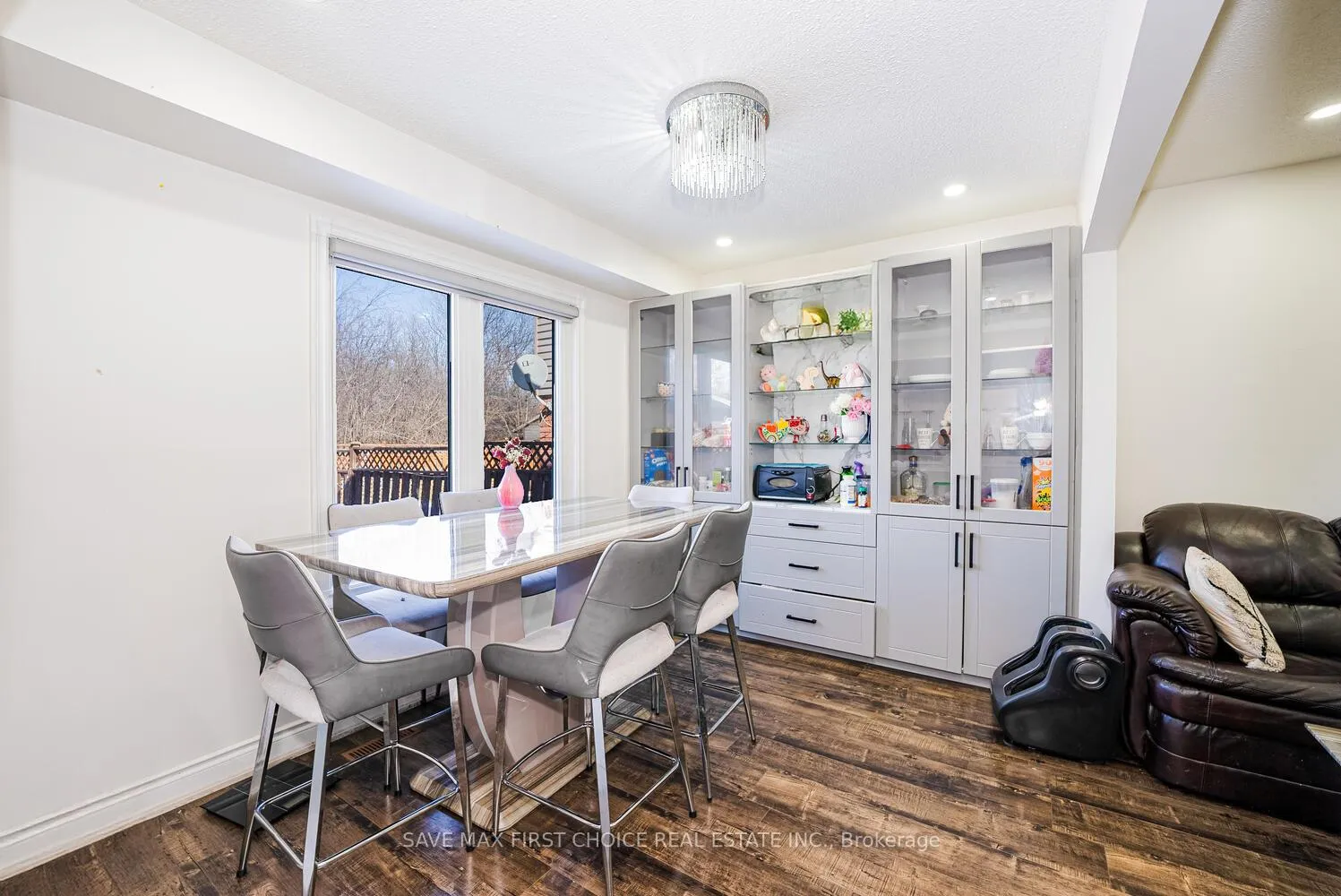 Photo 17 of 50 Niagara Place, Brampton, Westgate — HOMEH