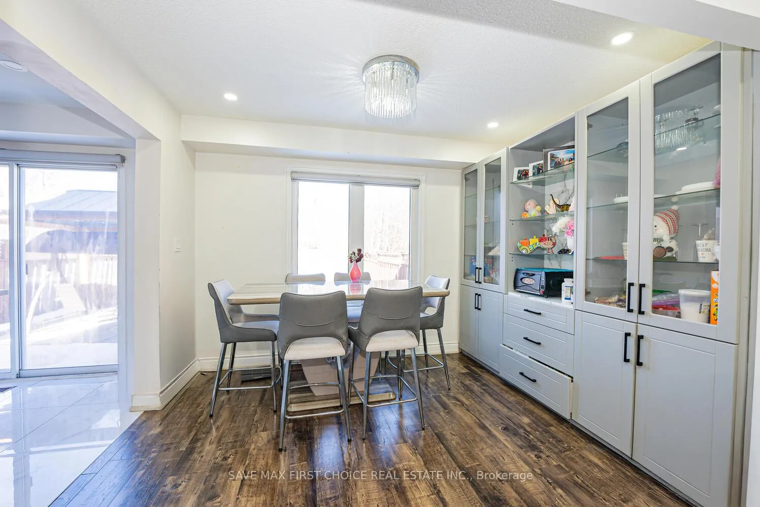 Photo 19 of 50 Niagara Place, Brampton, Westgate — HOMEH