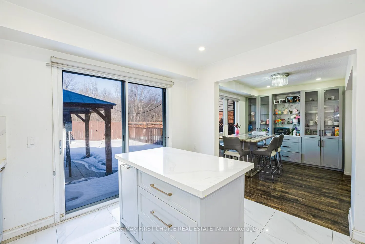 Photo 23 of 50 Niagara Place, Brampton, Westgate — HOMEH