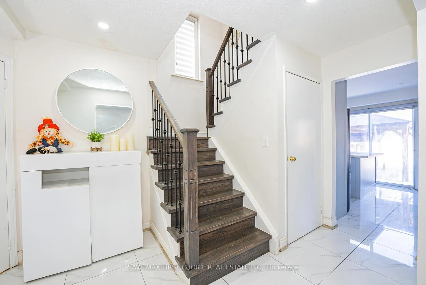 Photo 27 of 50 Niagara Place, Brampton, Westgate — HOMEH
