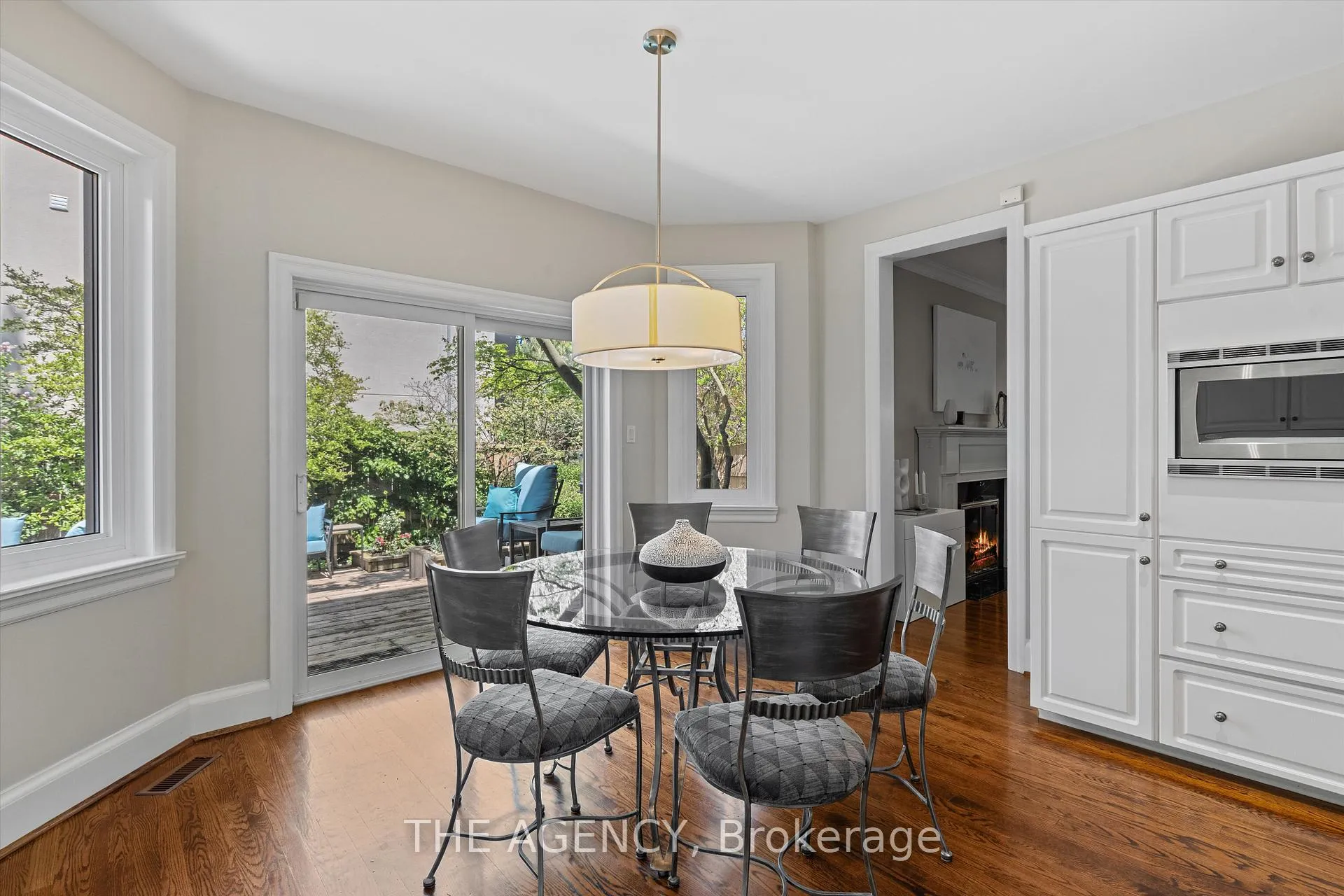 Photo 15 of 30 Grey Road, Toronto, Bedford Park-Nortown — HOMEH