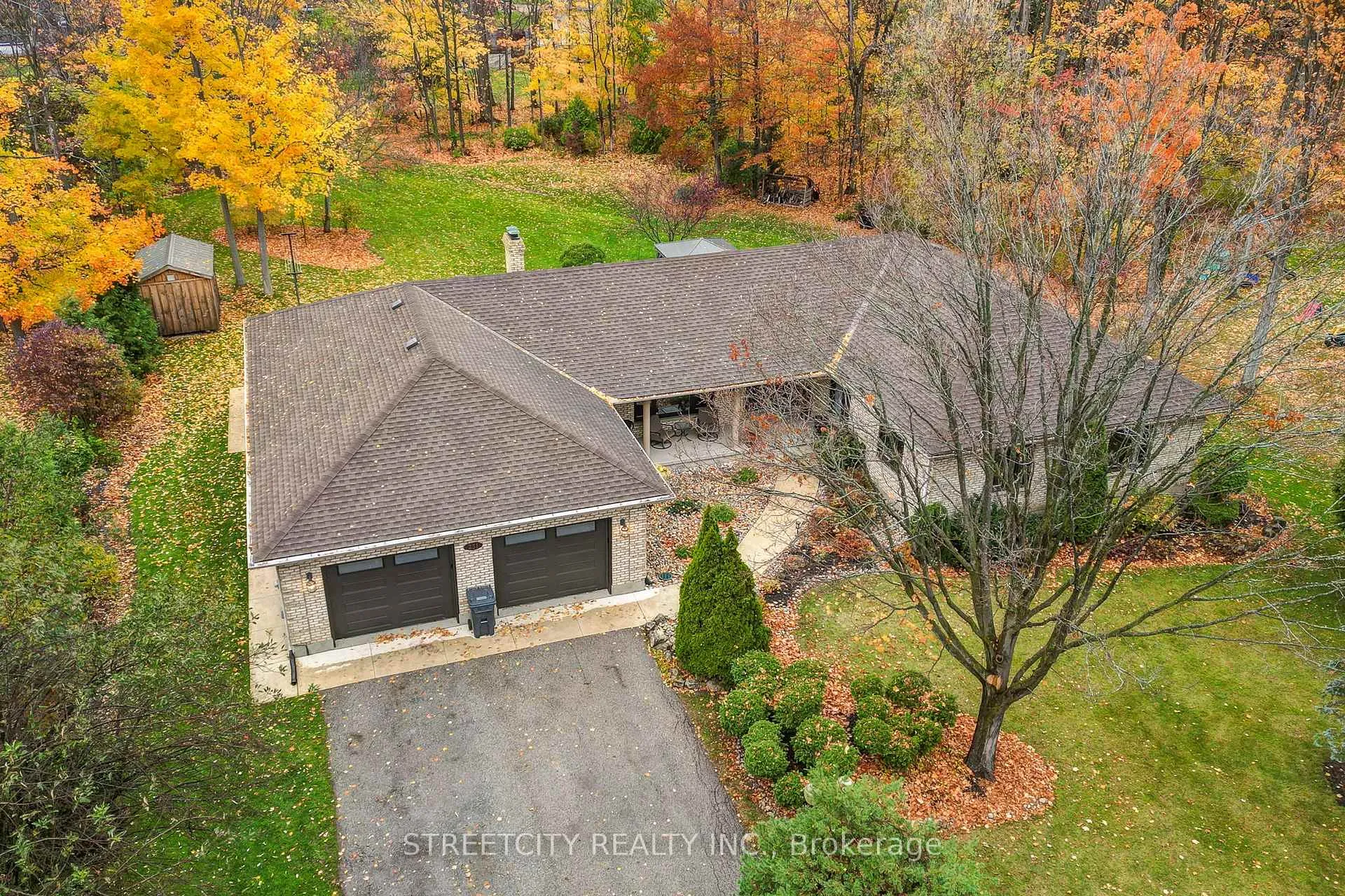 Photo 1 of 231 Centennial Avenue, St. Thomas — HOMEH