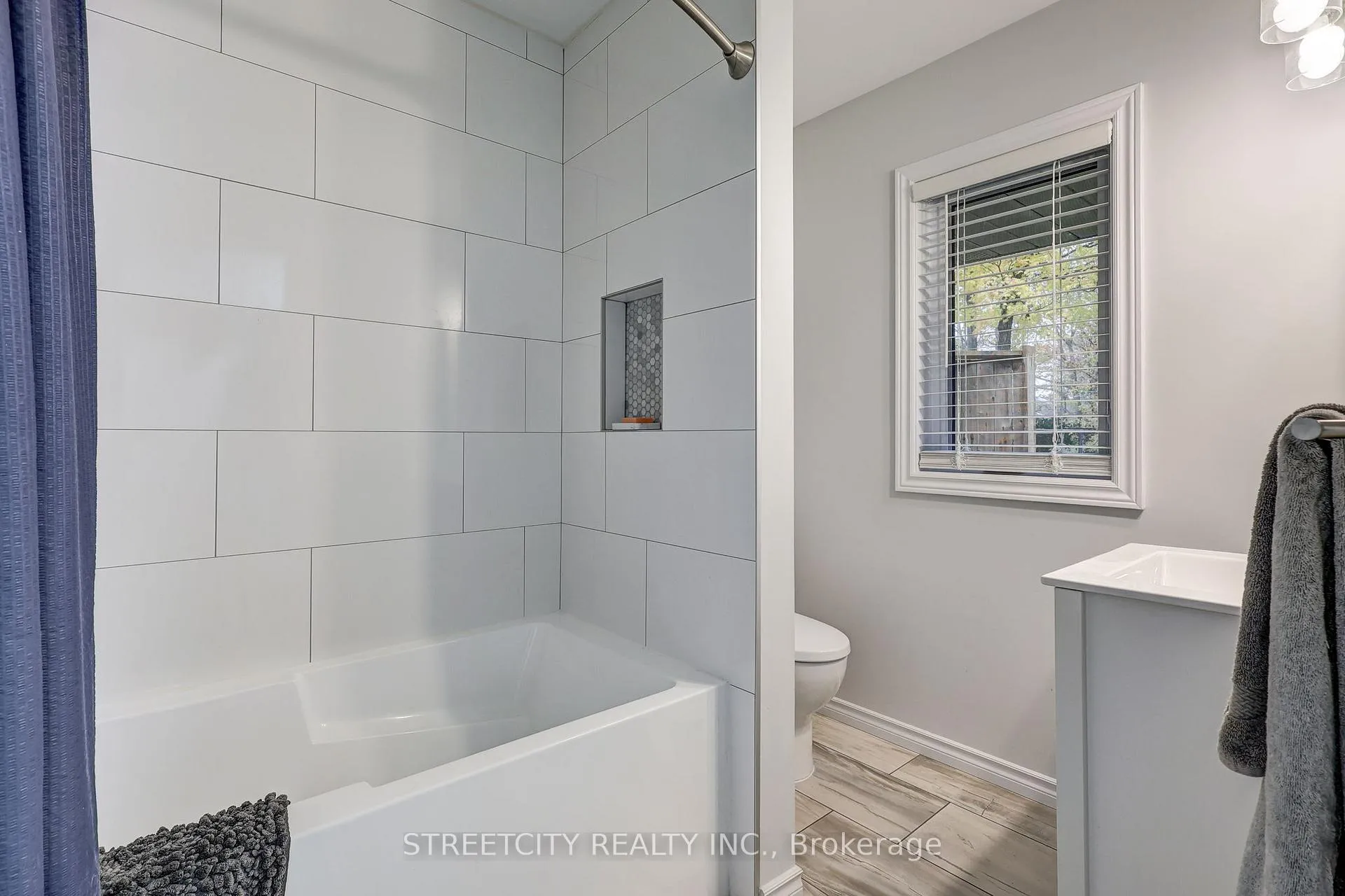 Photo 20 of 231 Centennial Avenue, St. Thomas — HOMEH