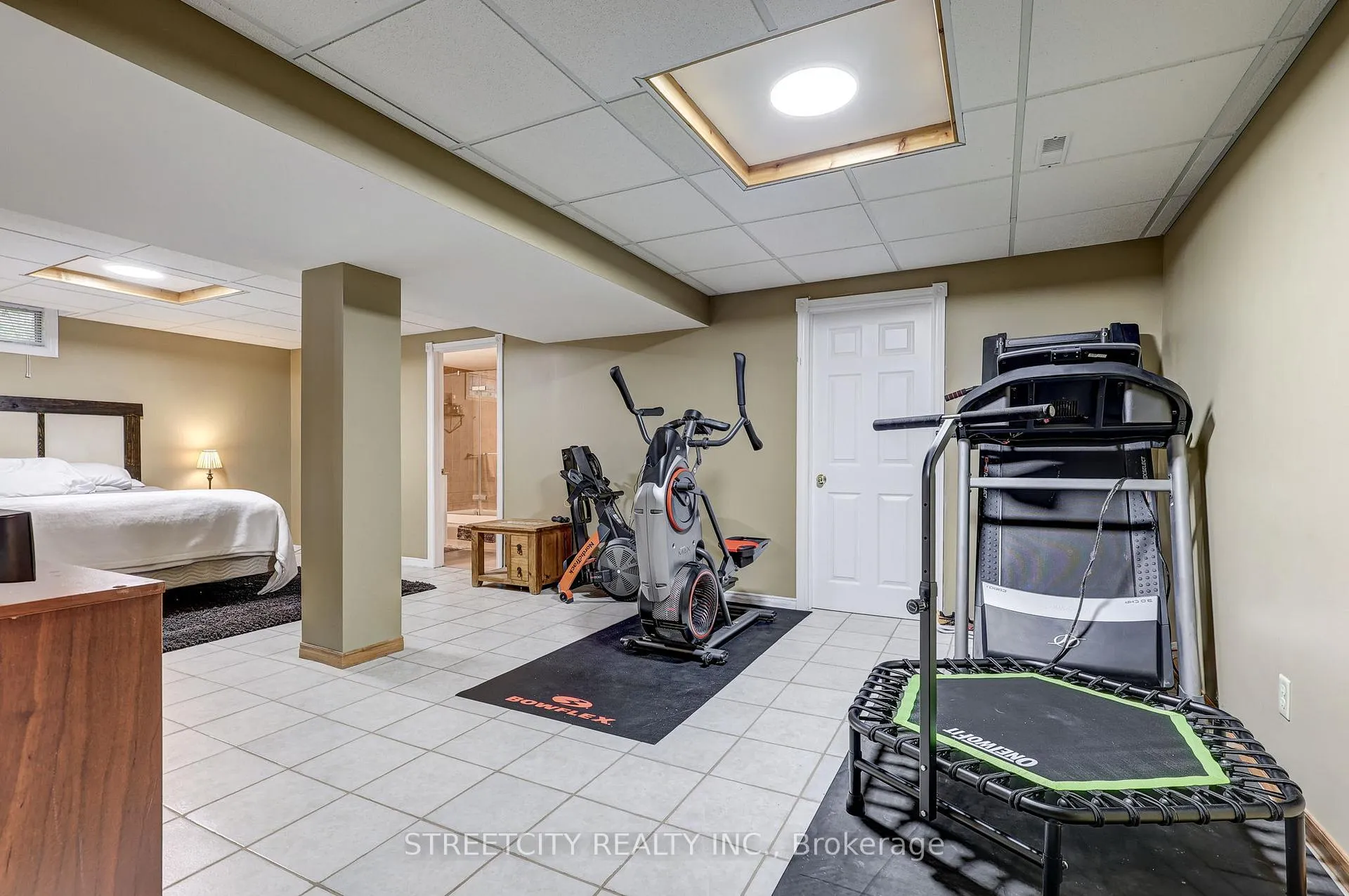 Photo 31 of 231 Centennial Avenue, St. Thomas — HOMEH