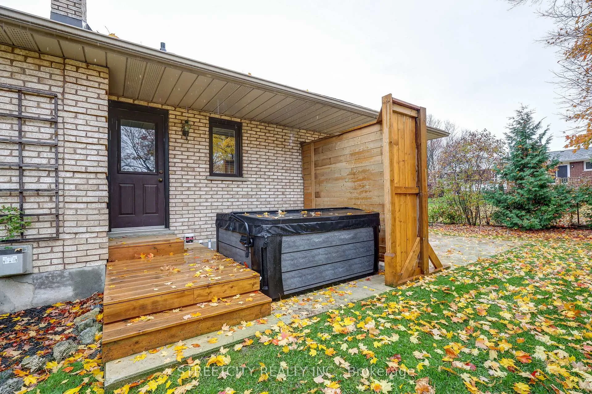Photo 37 of 231 Centennial Avenue, St. Thomas — HOMEH