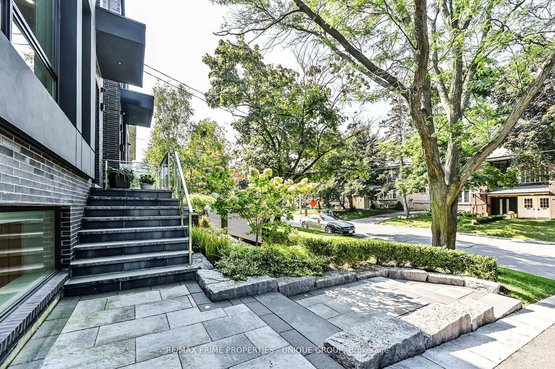 Photo 3 of 275 Glenforest Road, Toronto, Lawrence Park North — HOMEH