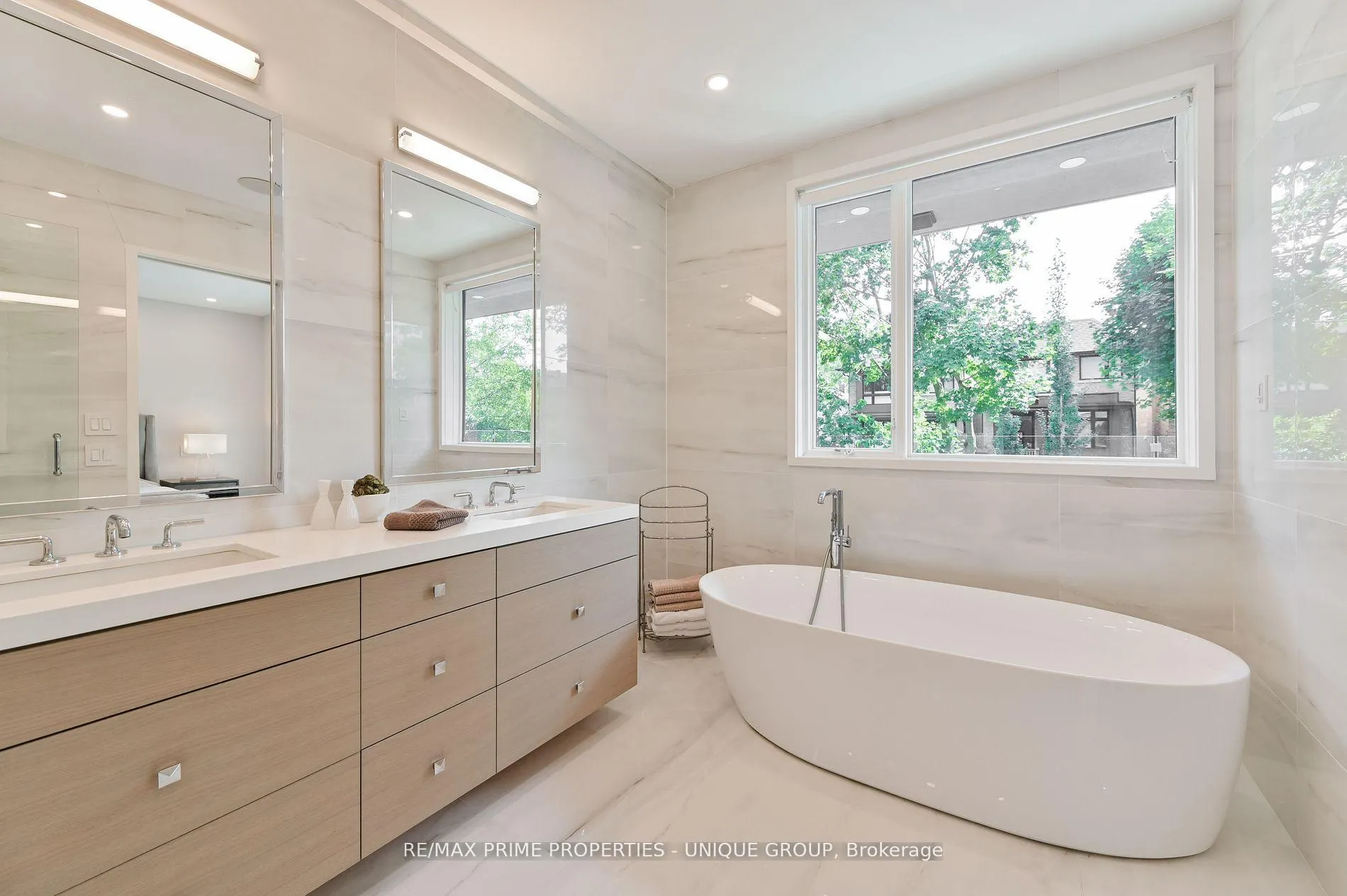 Photo 20 of 275 Glenforest Road, Toronto, Lawrence Park North — HOMEH