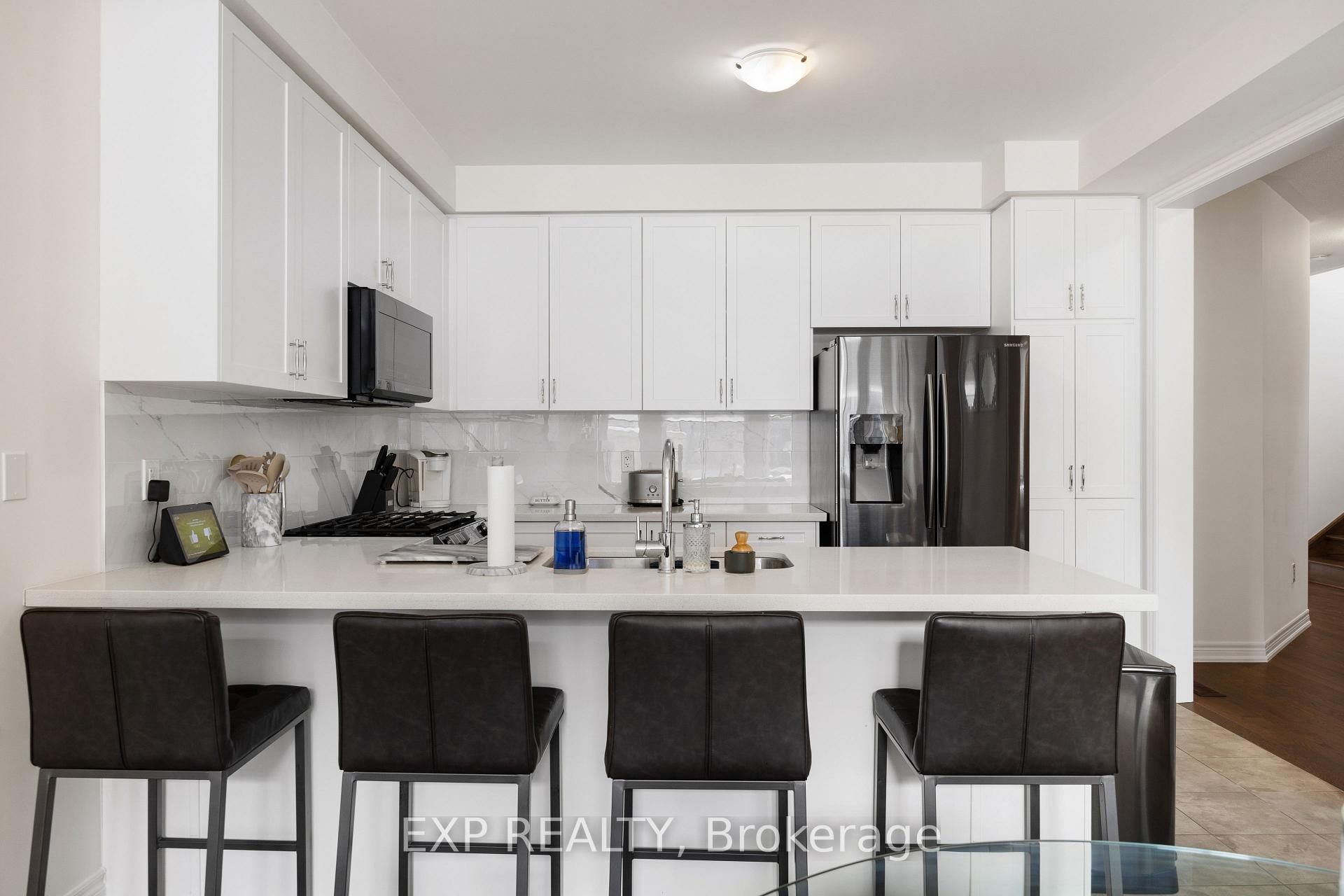 Photo 9 of 19 Pietrowski Drive, Georgina, Keswick North — HOMEH