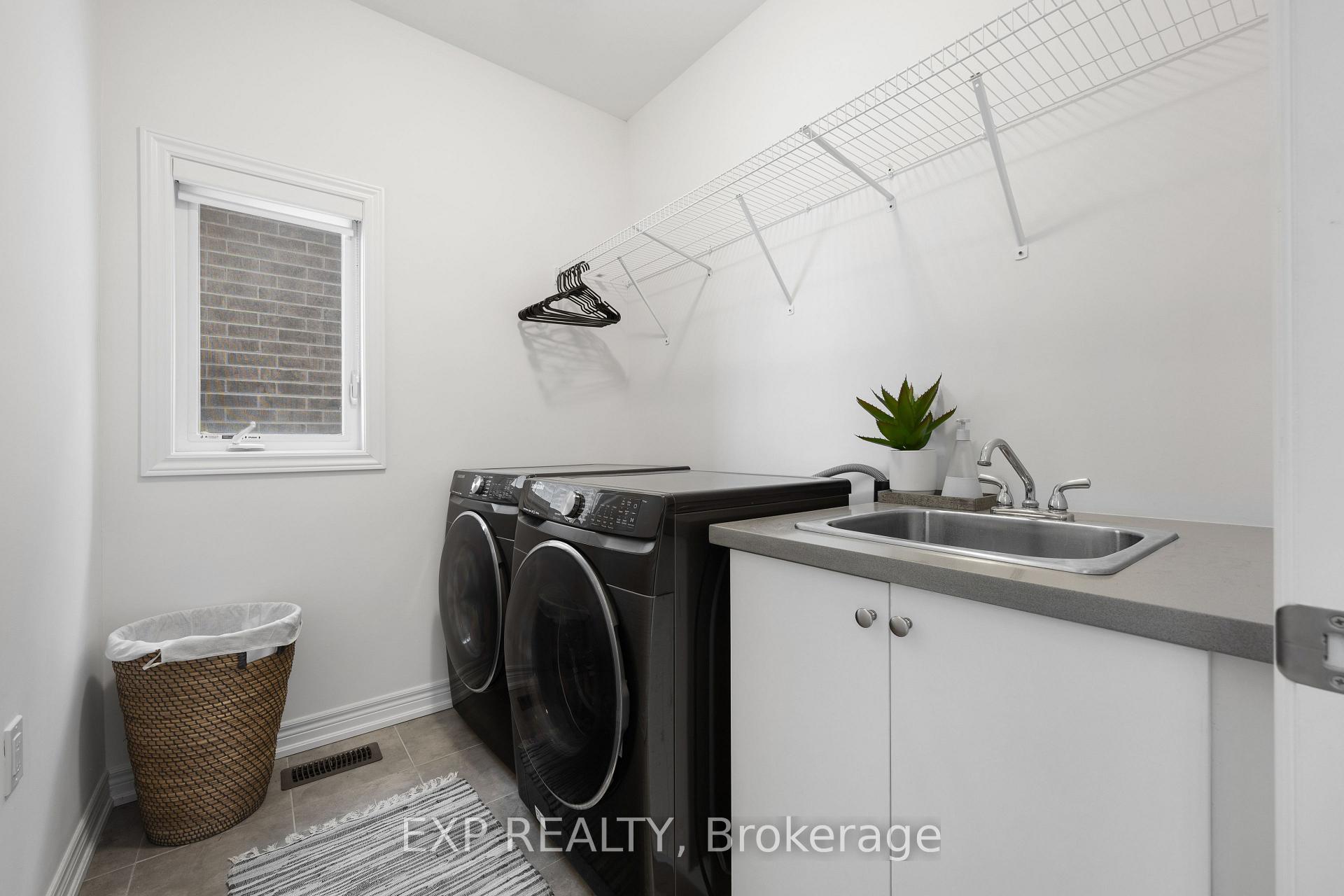 Photo 26 of 19 Pietrowski Drive, Georgina, Keswick North — HOMEH