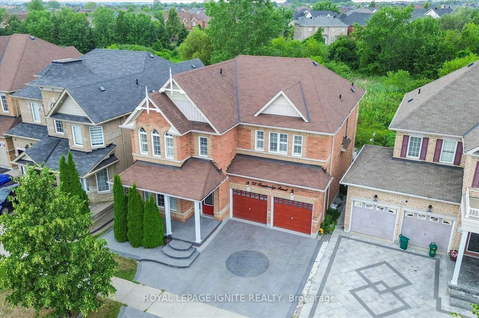 Photo 2 of 52 Bernbridge Road, Markham, Cedar Grove — HOMEH