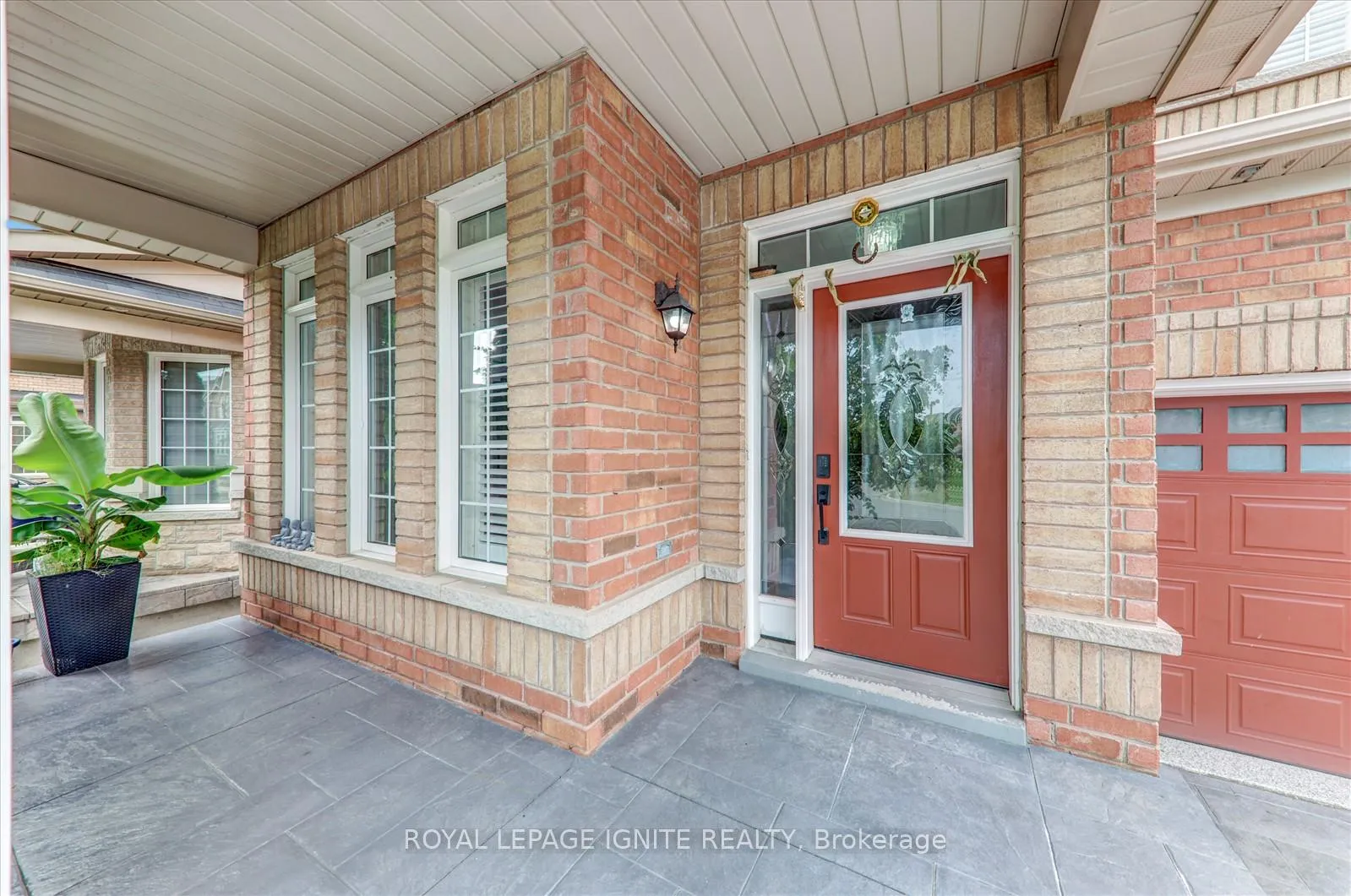 Photo 4 of 52 Bernbridge Road, Markham, Cedar Grove — HOMEH