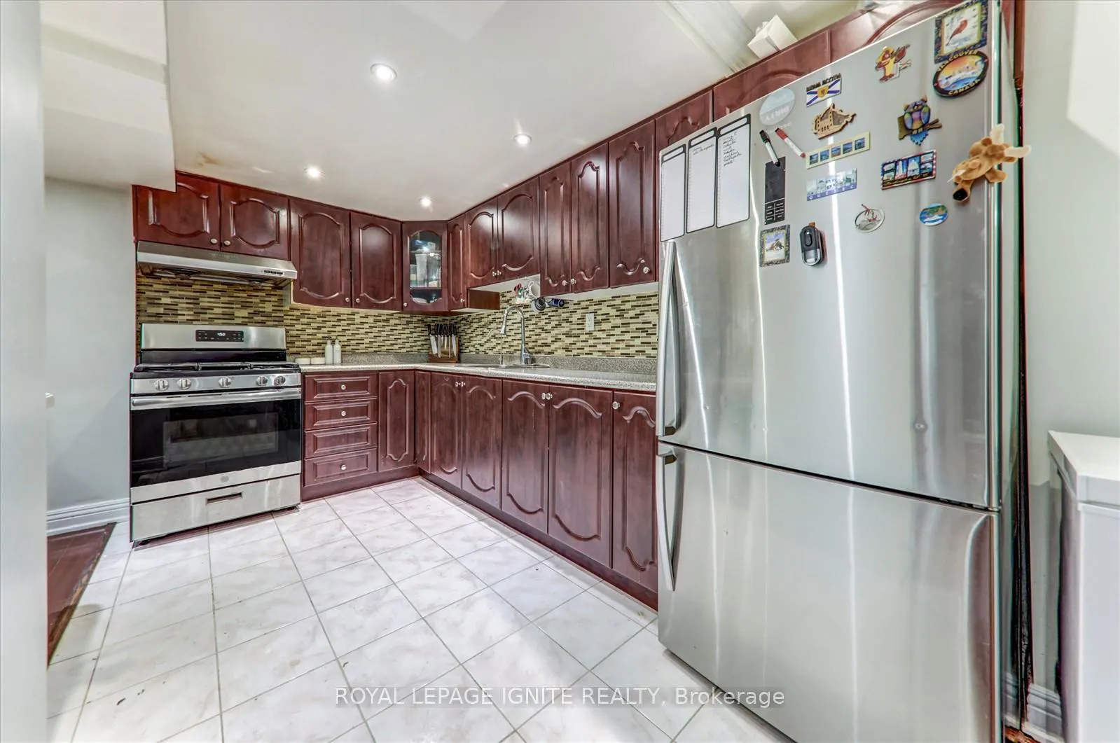 Photo 32 of 52 Bernbridge Road, Markham, Cedar Grove — HOMEH