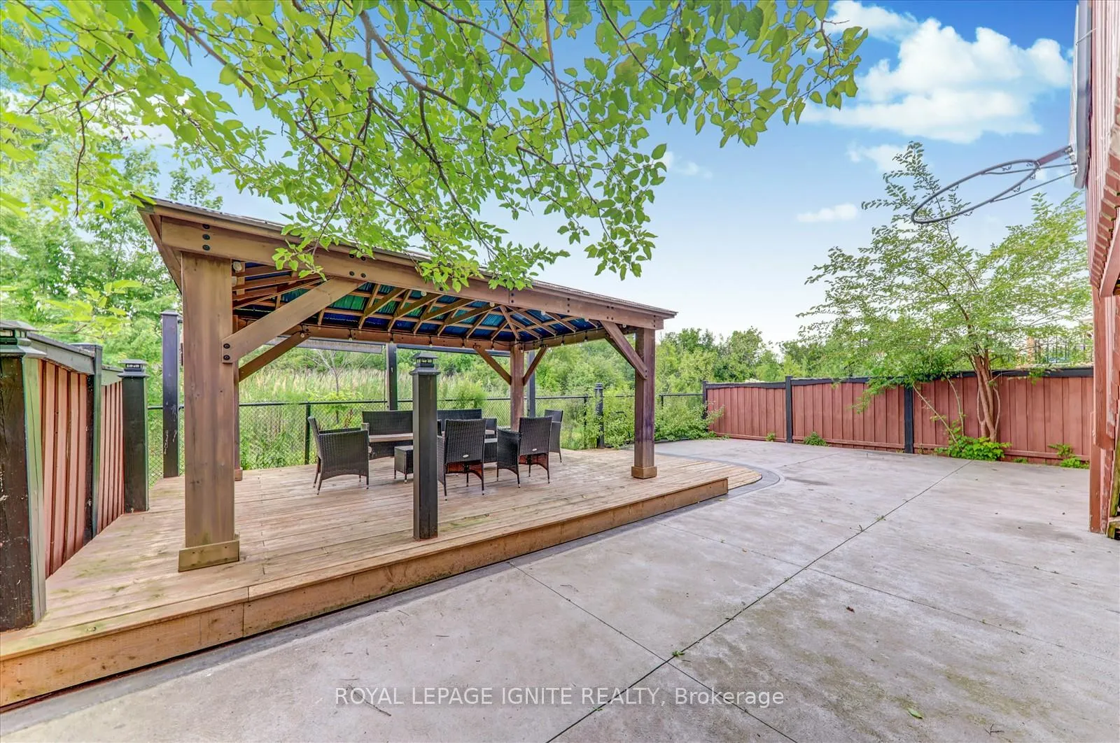 Photo 38 of 52 Bernbridge Road, Markham, Cedar Grove — HOMEH