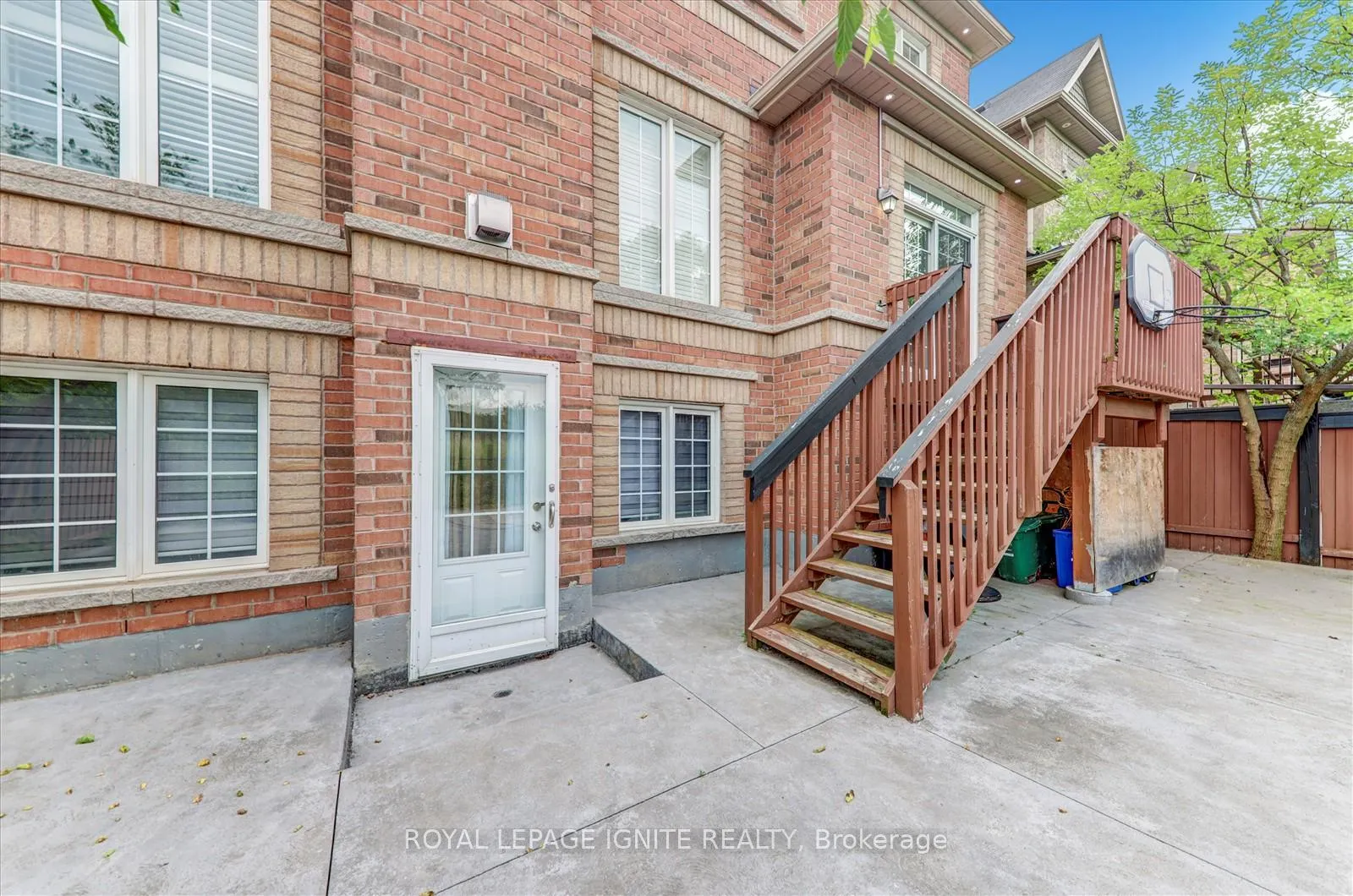 Photo 40 of 52 Bernbridge Road, Markham, Cedar Grove — HOMEH