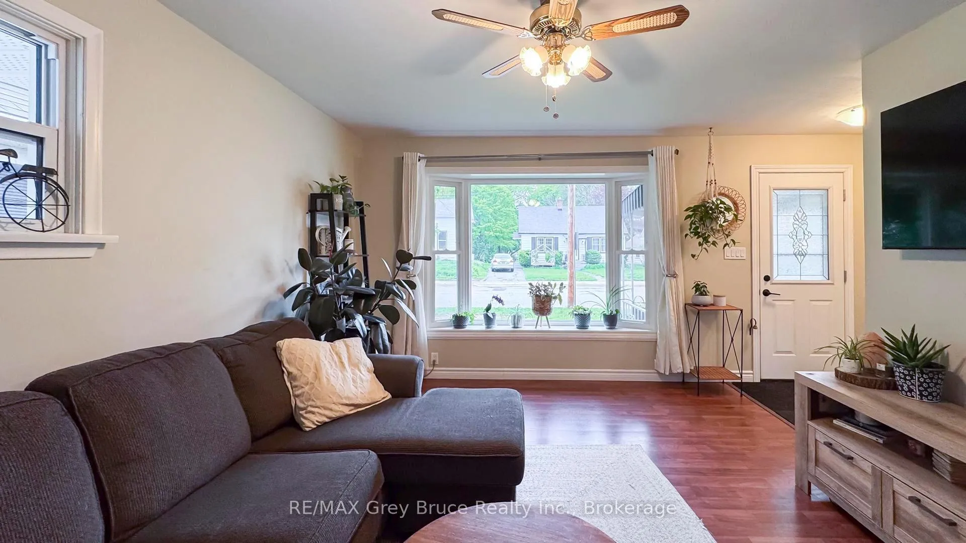 Photo 8 of 247 Albert Street S, West Grey — HOMEH
