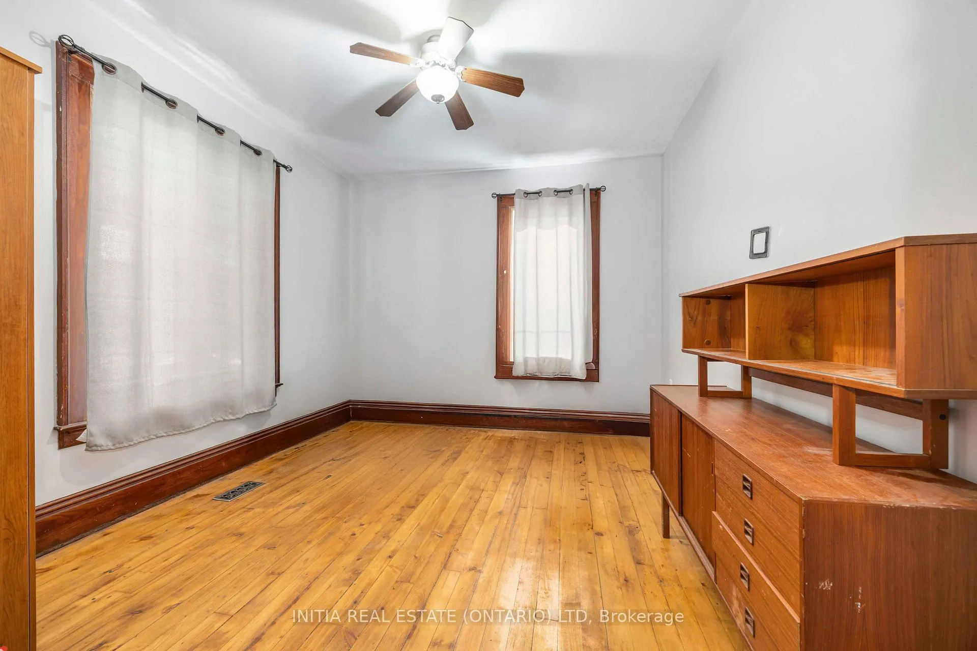 Photo 8 of 53 Main Street, St. Clair — HOMEH
