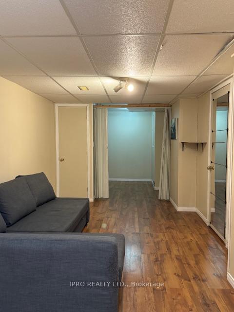 Photo 13 of 44 Drake Drive, Barrie, Painswick South — HOMEH