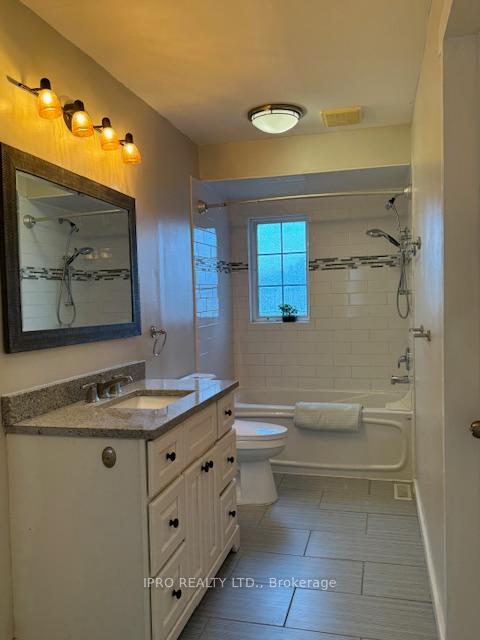 Photo 14 of 44 Drake Drive, Barrie, Painswick South — HOMEH