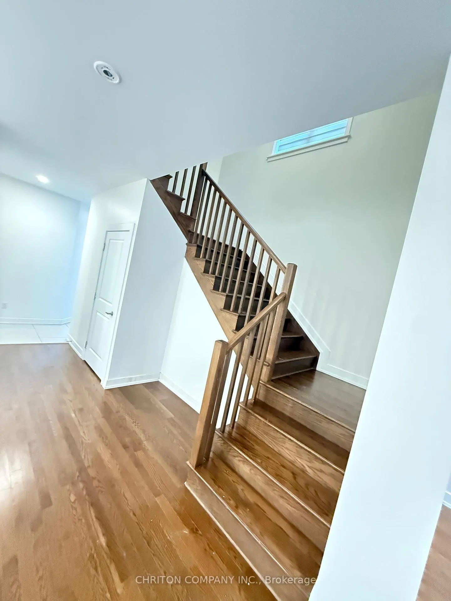 Photo 8 of 941 Beckton Heights, Ottawa, Munster — HOMEH