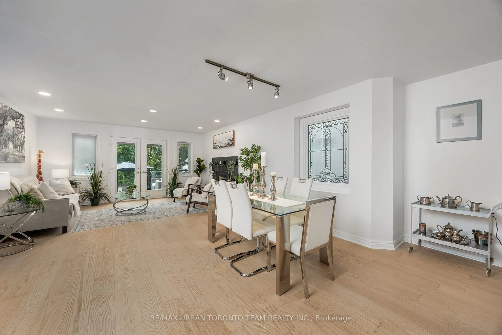 Photo 10 of 50 Ashland Avenue, Toronto, Woodbine Corridor — HOMEH