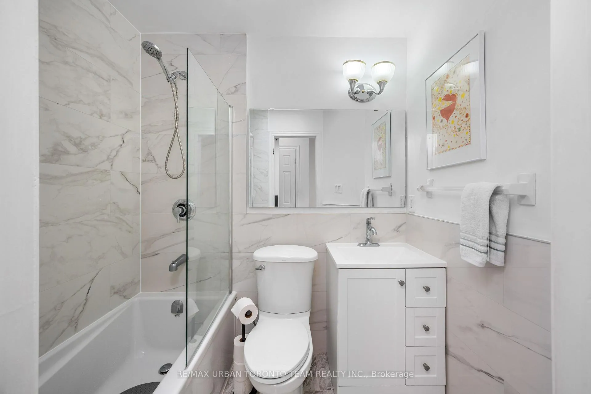 Photo 26 of 50 Ashland Avenue, Toronto, Woodbine Corridor — HOMEH