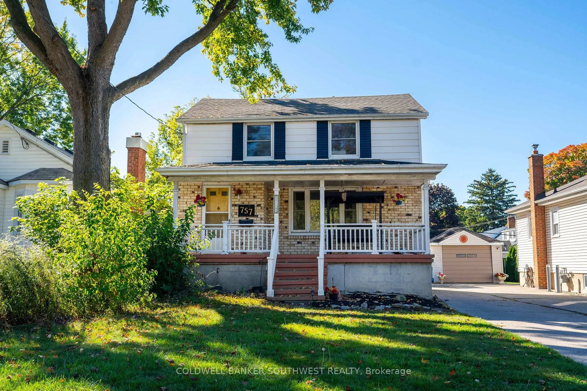 Front of 757 Wellington Street