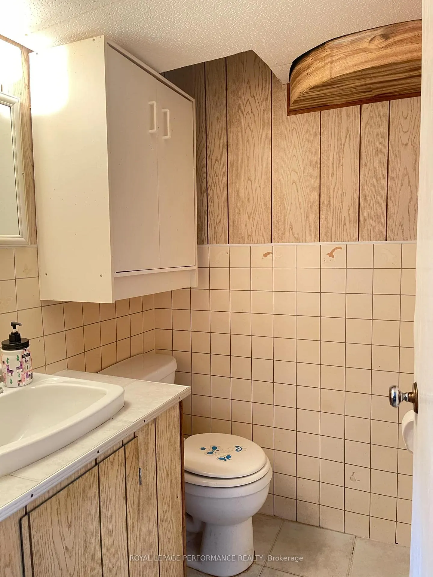 Photo 11 of 635 Hamilton Crescent E, Cornwall — HOMEH
