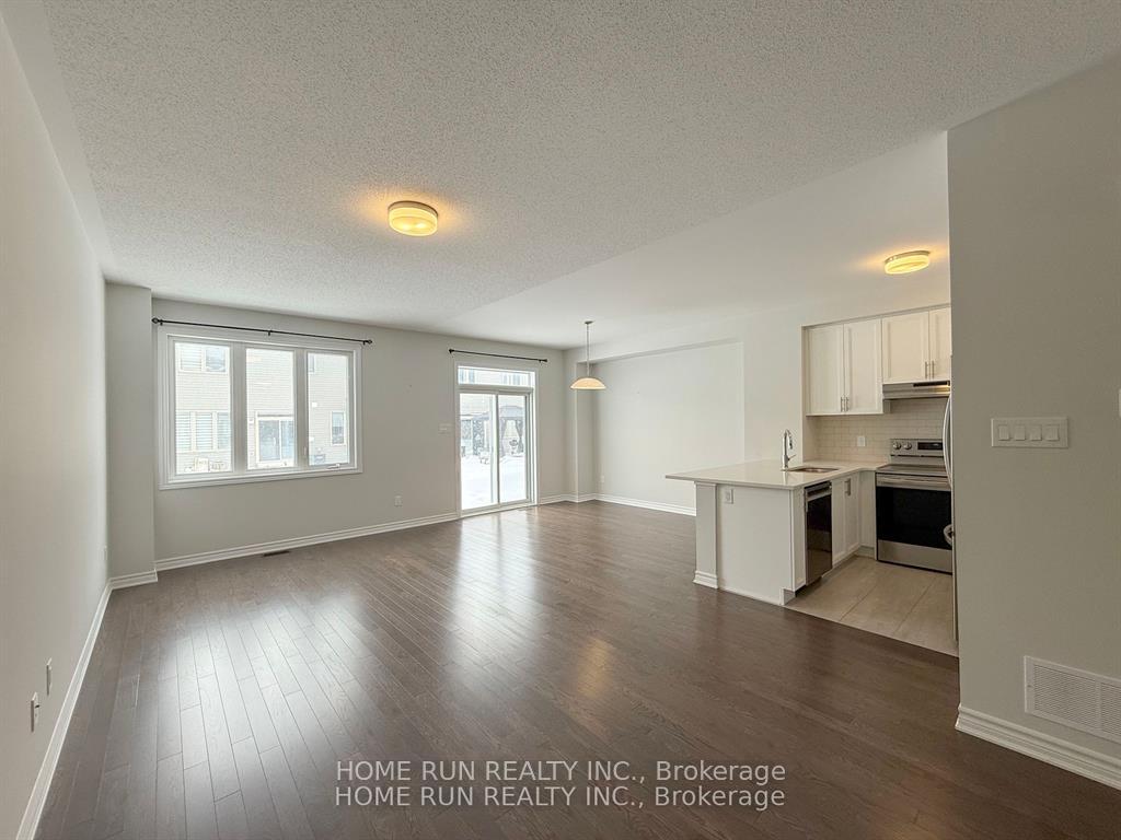Photo 13 of 103 Mesa Drive, Ottawa, Barrhaven - Half Moon Bay — HOMEH