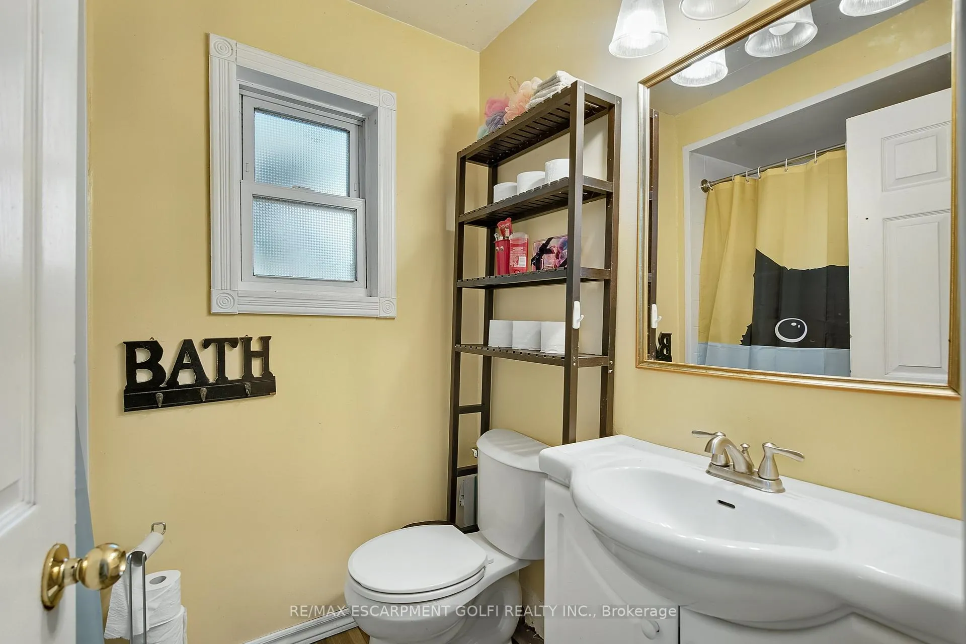 Photo 22 of 466 Charlton Avenue W, Hamilton, Kirkendall — HOMEH