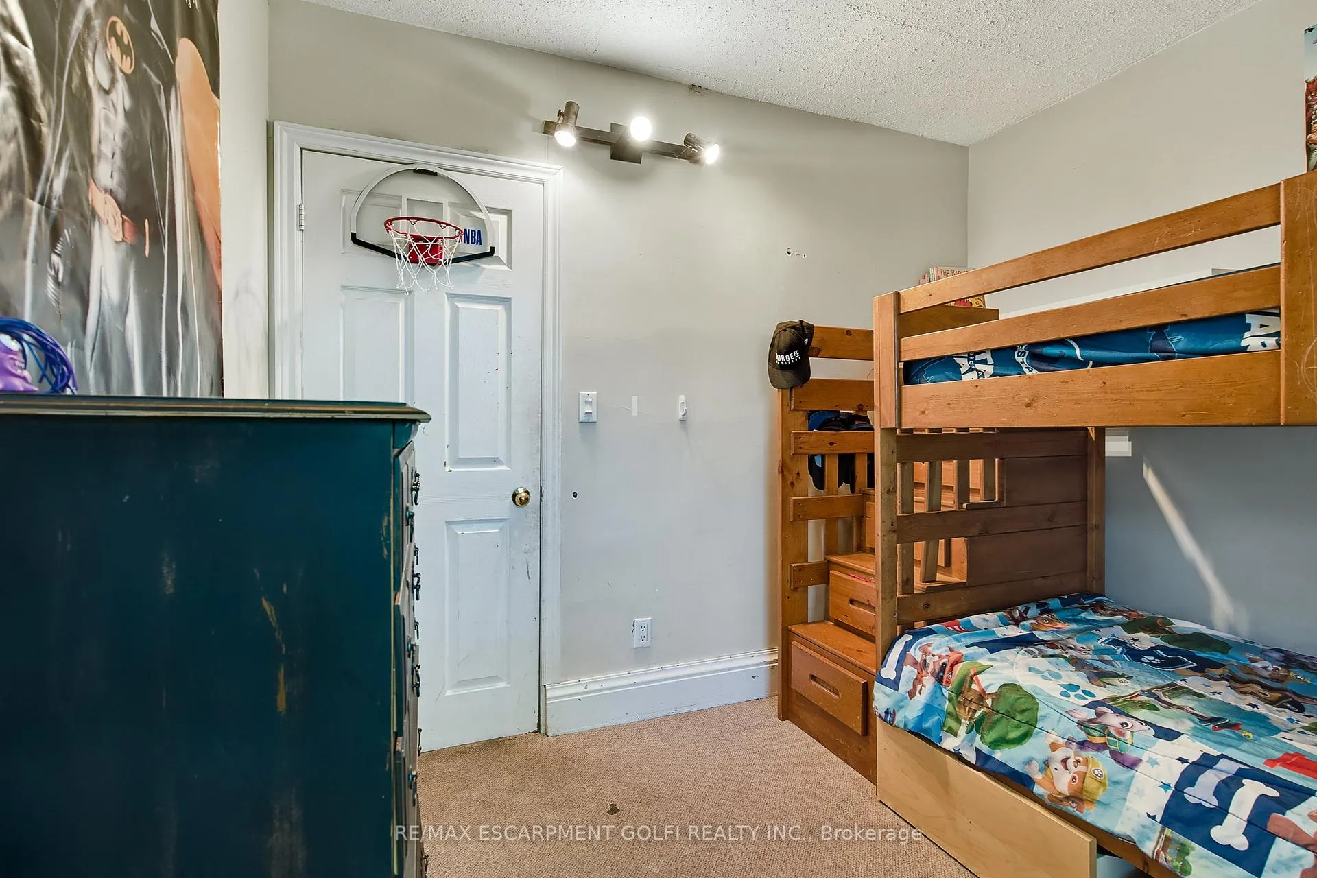 Photo 24 of 466 Charlton Avenue W, Hamilton, Kirkendall — HOMEH