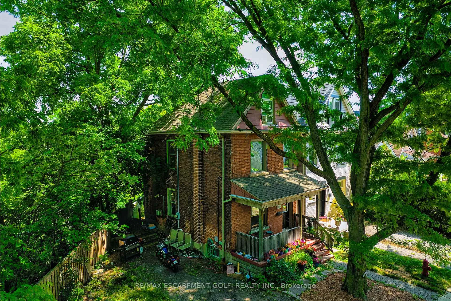 Photo 35 of 466 Charlton Avenue W, Hamilton, Kirkendall — HOMEH