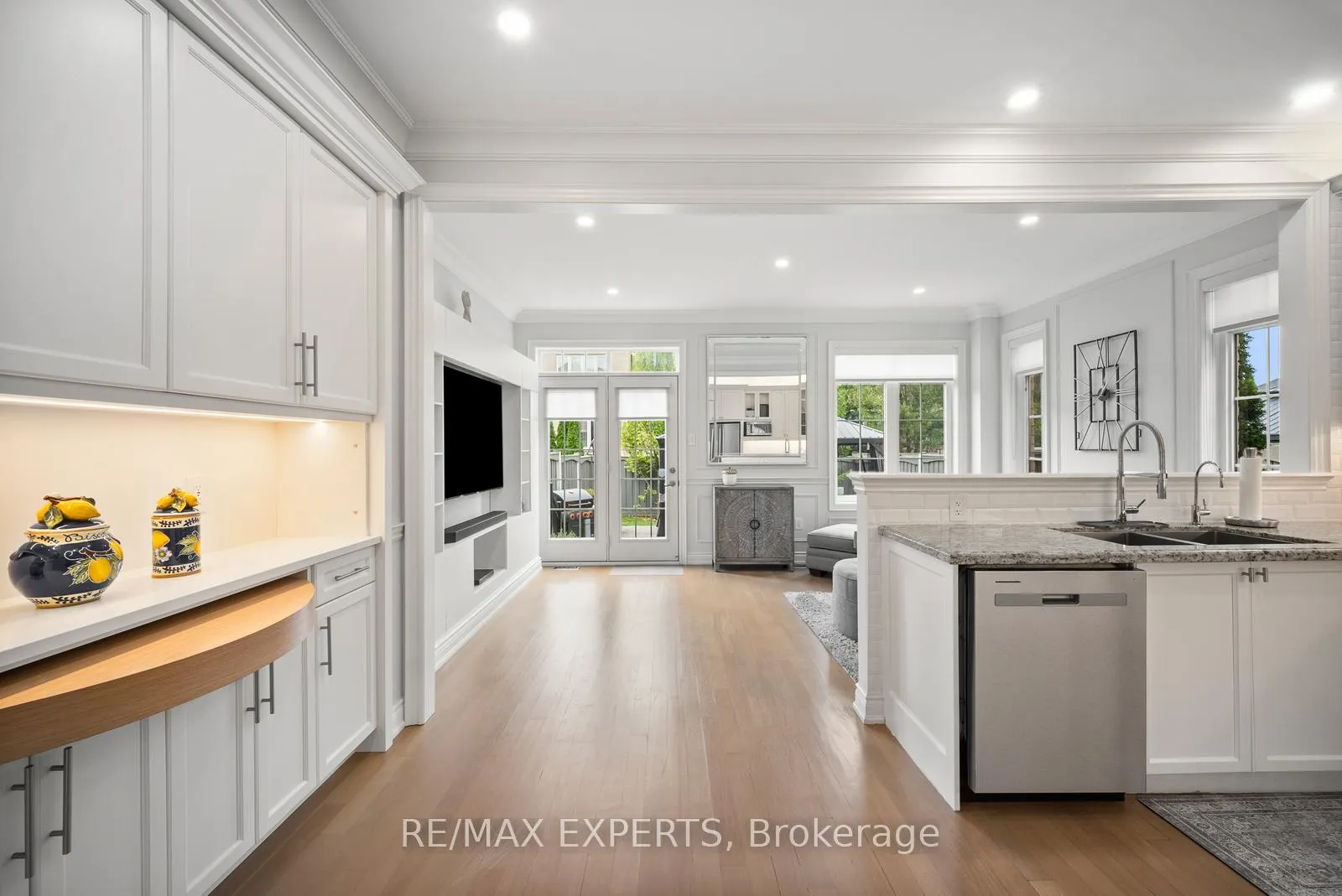 Photo 9 of 24 Sedgewick Place, Vaughan, Vellore Village — HOMEH