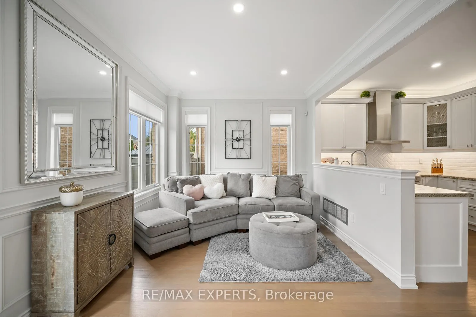 Photo 17 of 24 Sedgewick Place, Vaughan, Vellore Village — HOMEH