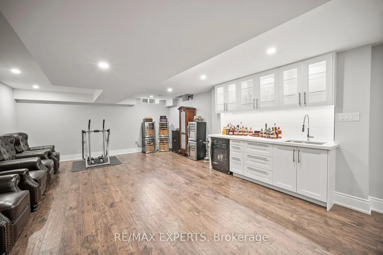 Photo 33 of 24 Sedgewick Place, Vaughan, Vellore Village — HOMEH
