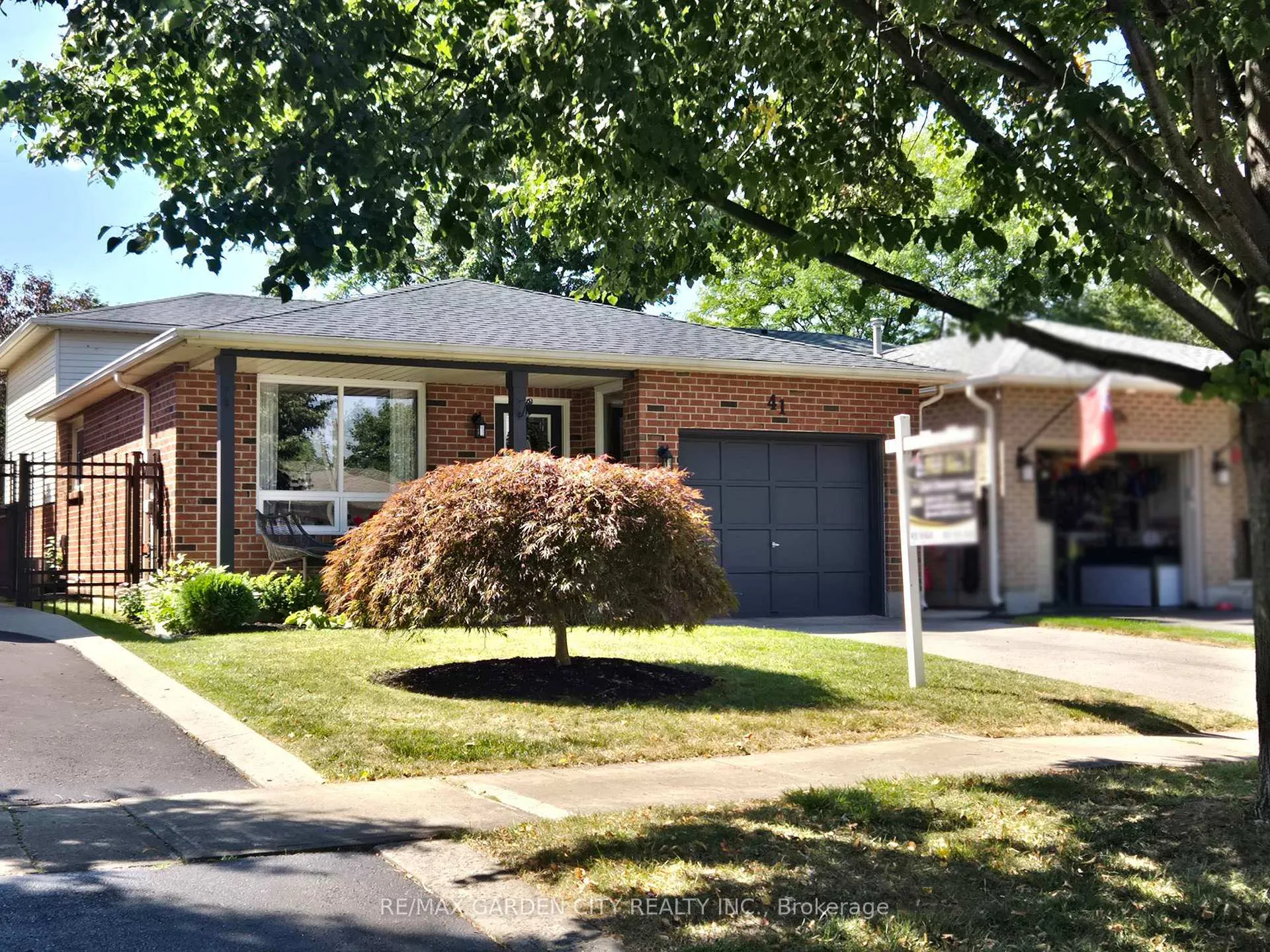 Photo 1 of 41 Sandra Crescent, Grimsby, Grimsby East — HOMEH