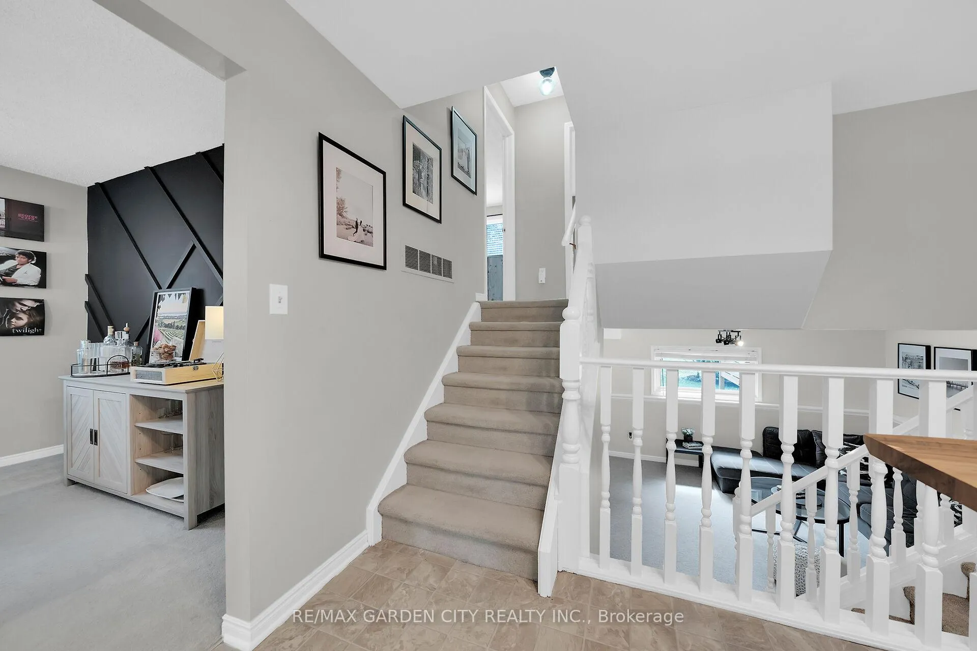 Photo 15 of 41 Sandra Crescent, Grimsby, Grimsby East — HOMEH
