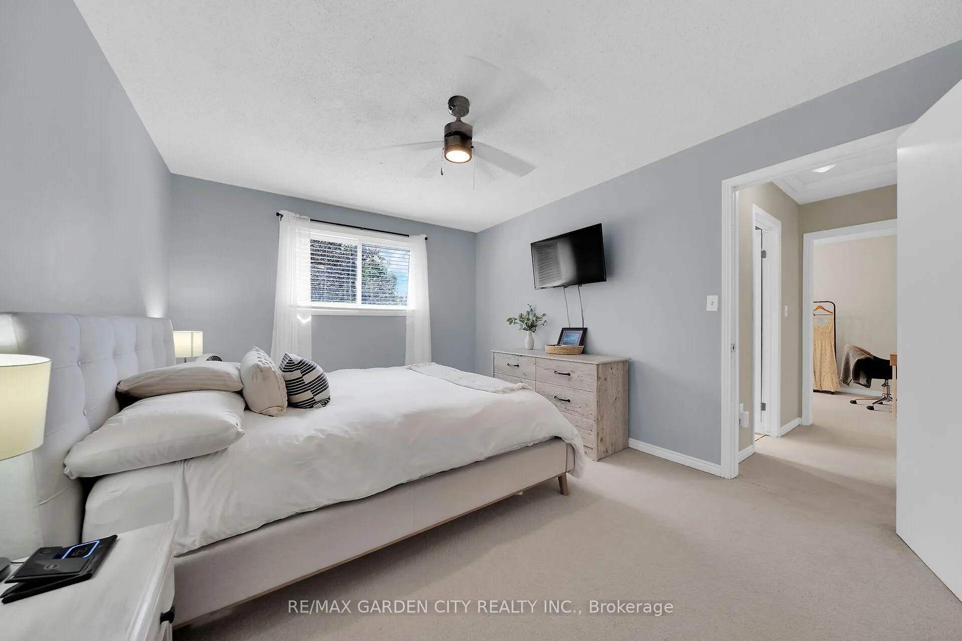 Photo 20 of 41 Sandra Crescent, Grimsby, Grimsby East — HOMEH