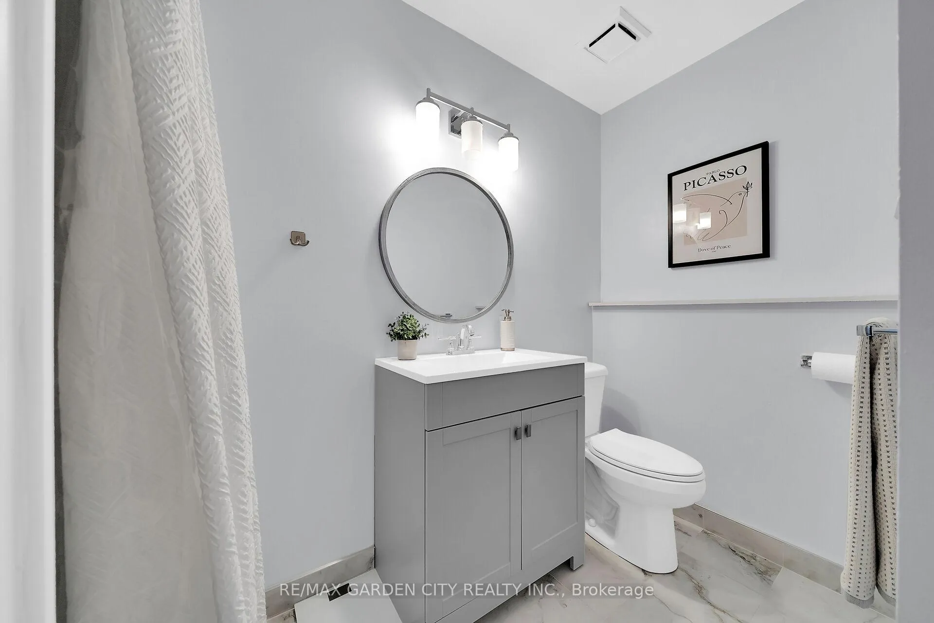 Photo 25 of 41 Sandra Crescent, Grimsby, Grimsby East — HOMEH