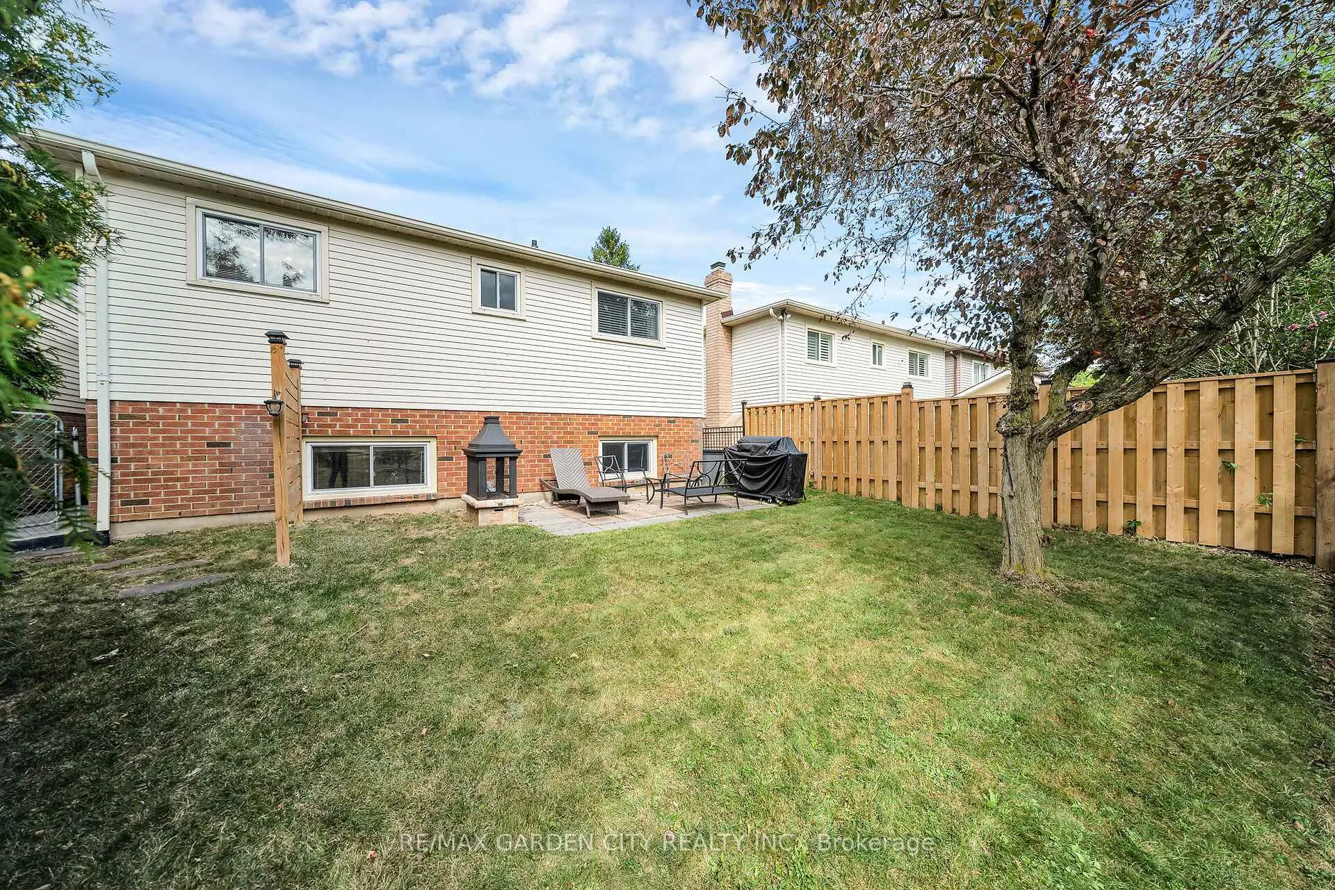 Photo 28 of 41 Sandra Crescent, Grimsby, Grimsby East — HOMEH