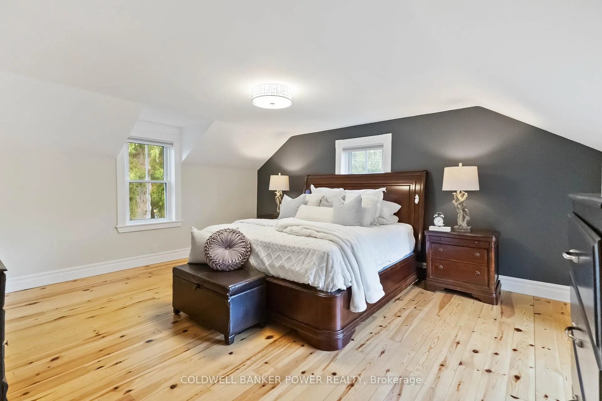 Photo 24 of 78 Harris Road, Middlesex Centre, Delaware Town — HOMEH