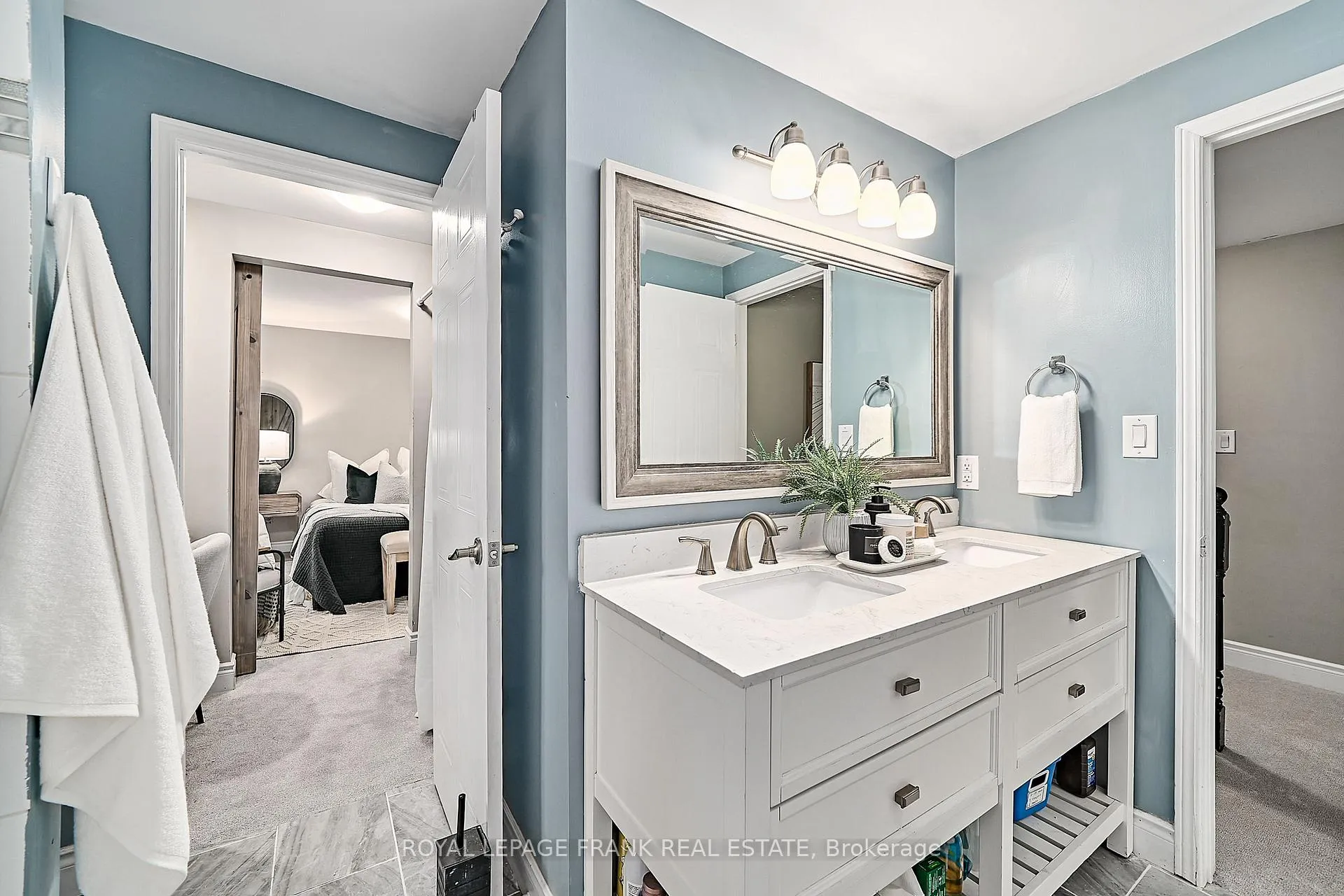 Photo 24 of 812 Attersley Drive, Oshawa, Pinecrest — HOMEH