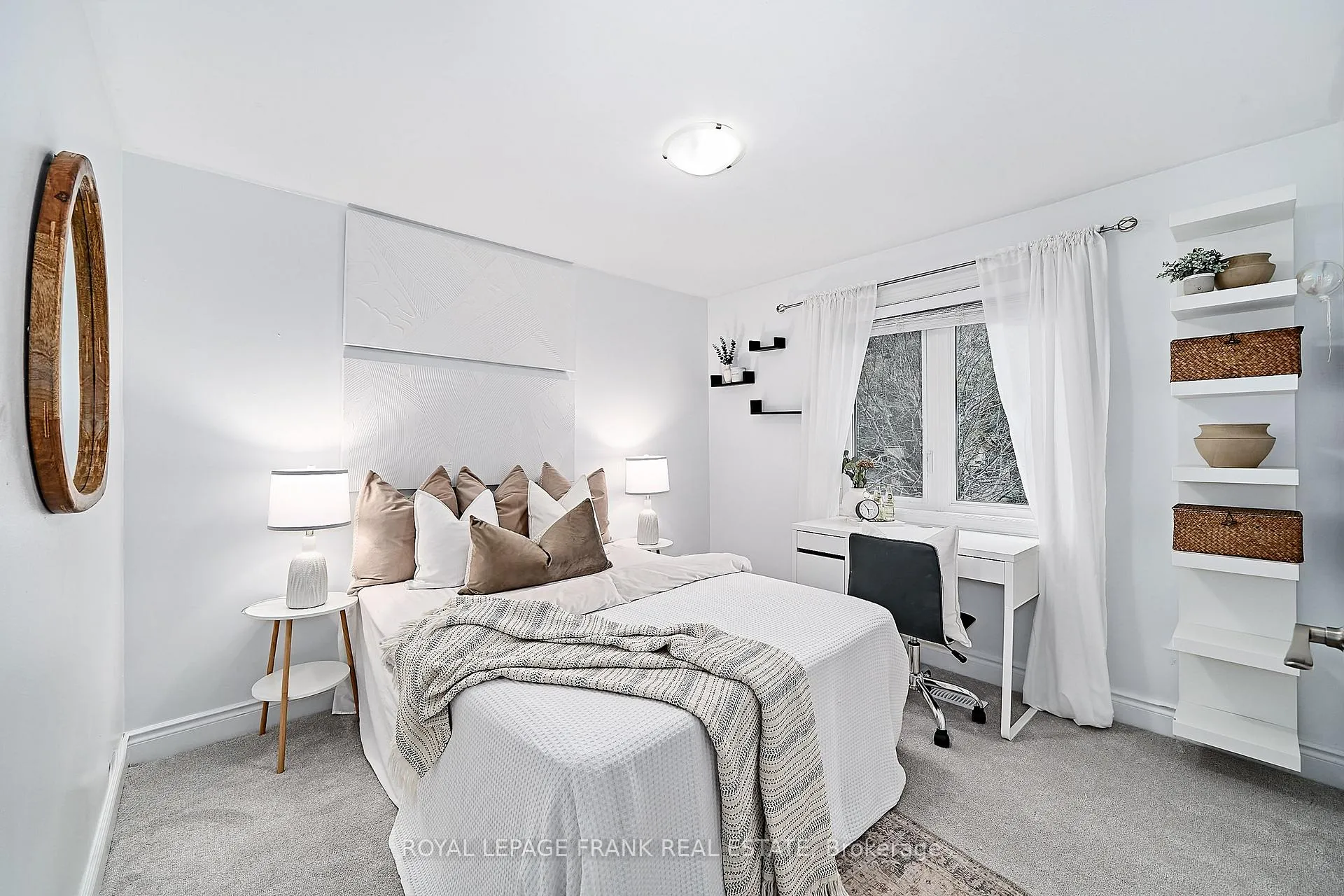 Photo 25 of 812 Attersley Drive, Oshawa, Pinecrest — HOMEH