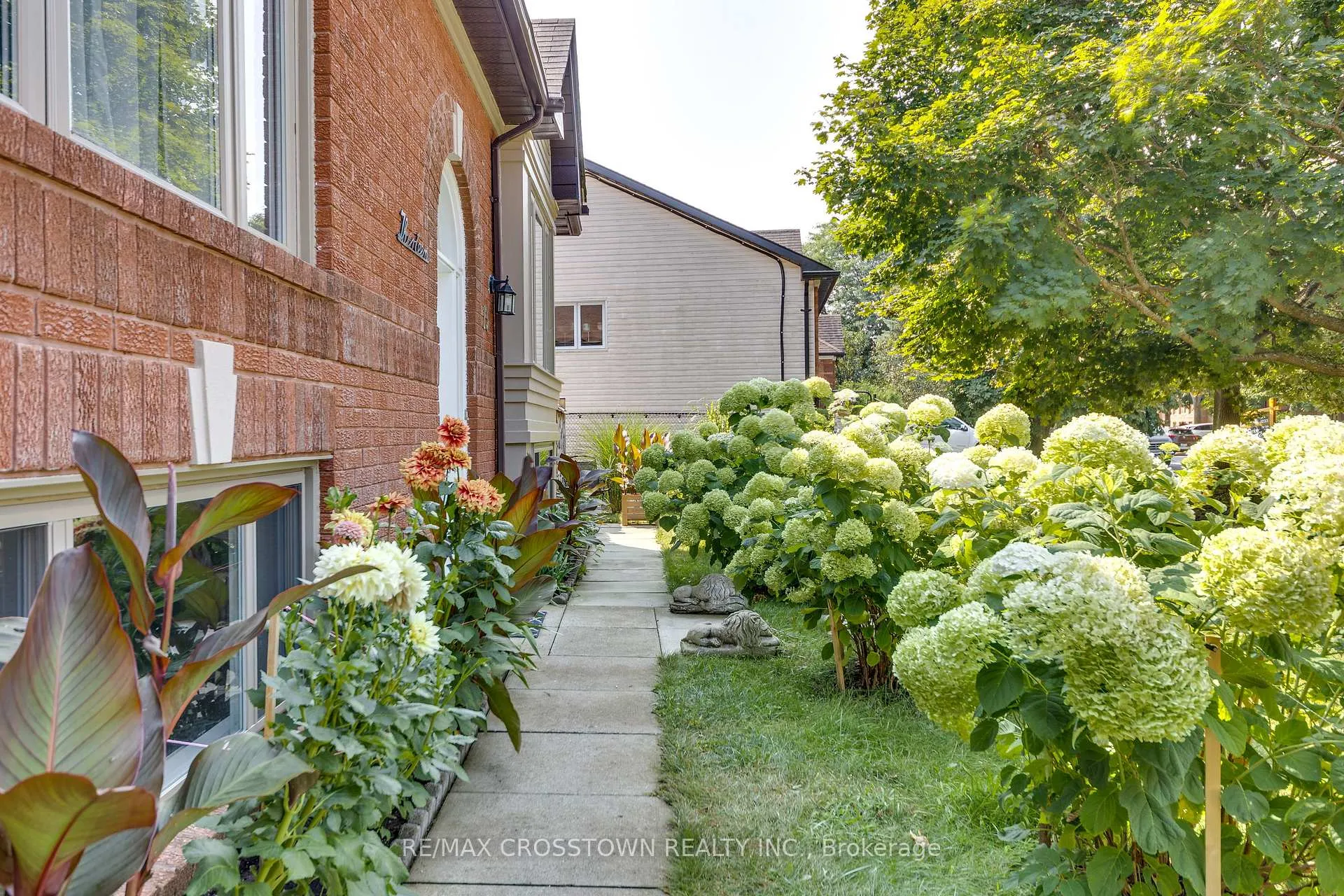 Photo 35 of 13 Harbour Crescent, Wasaga Beach — HOMEH